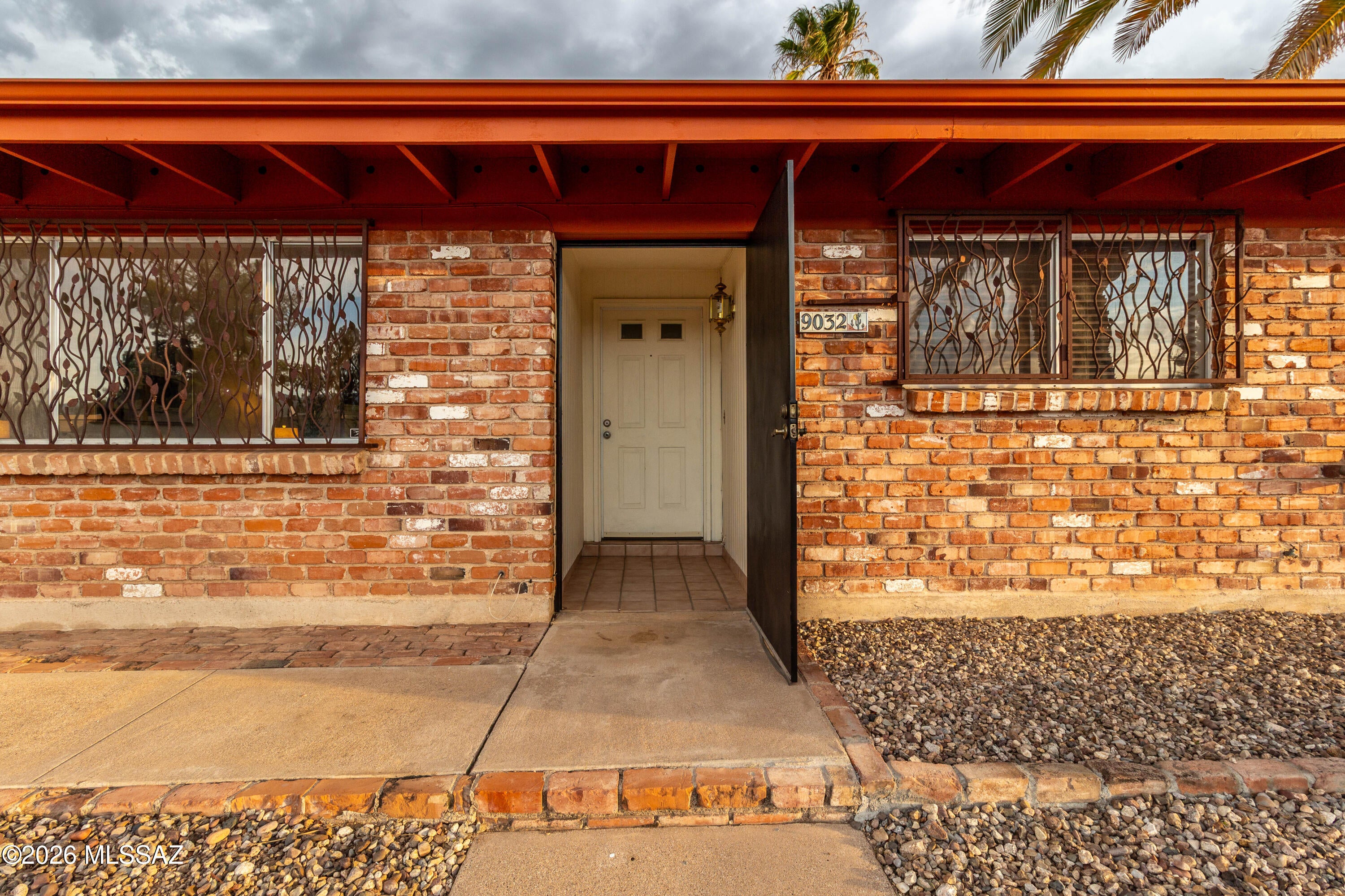 9032 E Rosewood Street