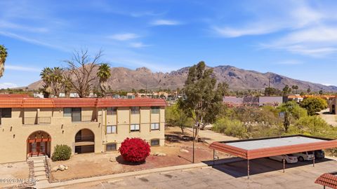 Photo of 6342 N Barcelona Lane #114, Tucson, AZ 85704 (MLS # 22607649)