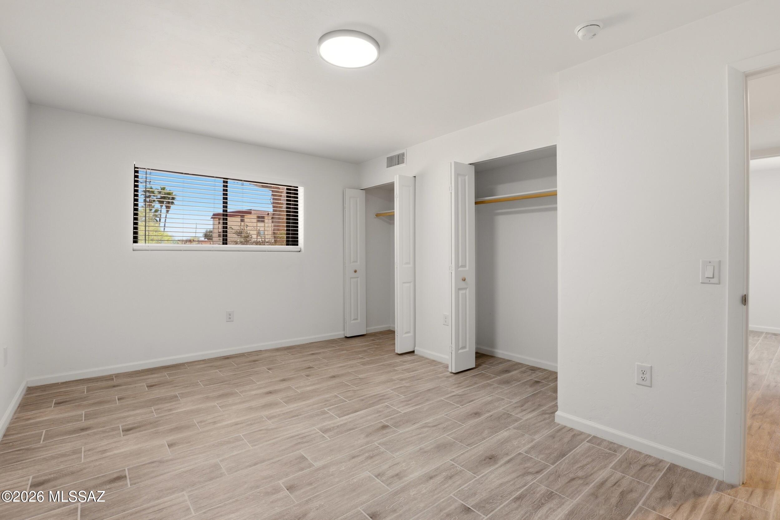 Barcelona Manor Condominiums - Residential
