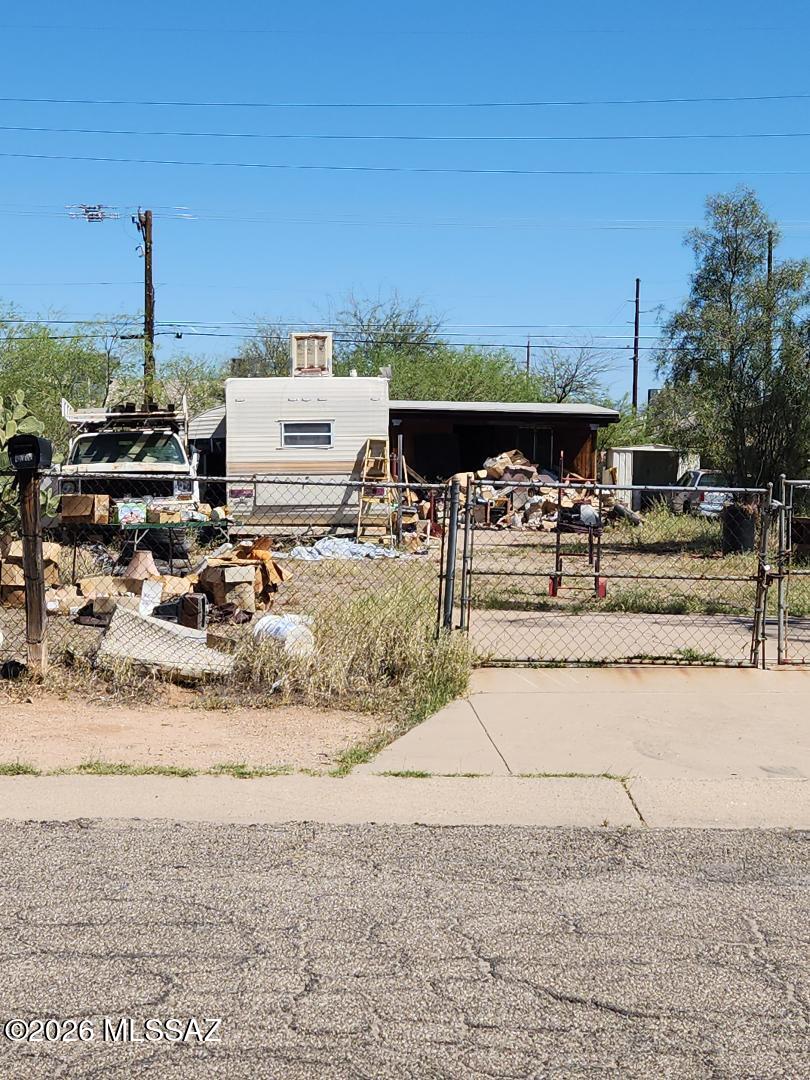 611 S Highland Avenue 5