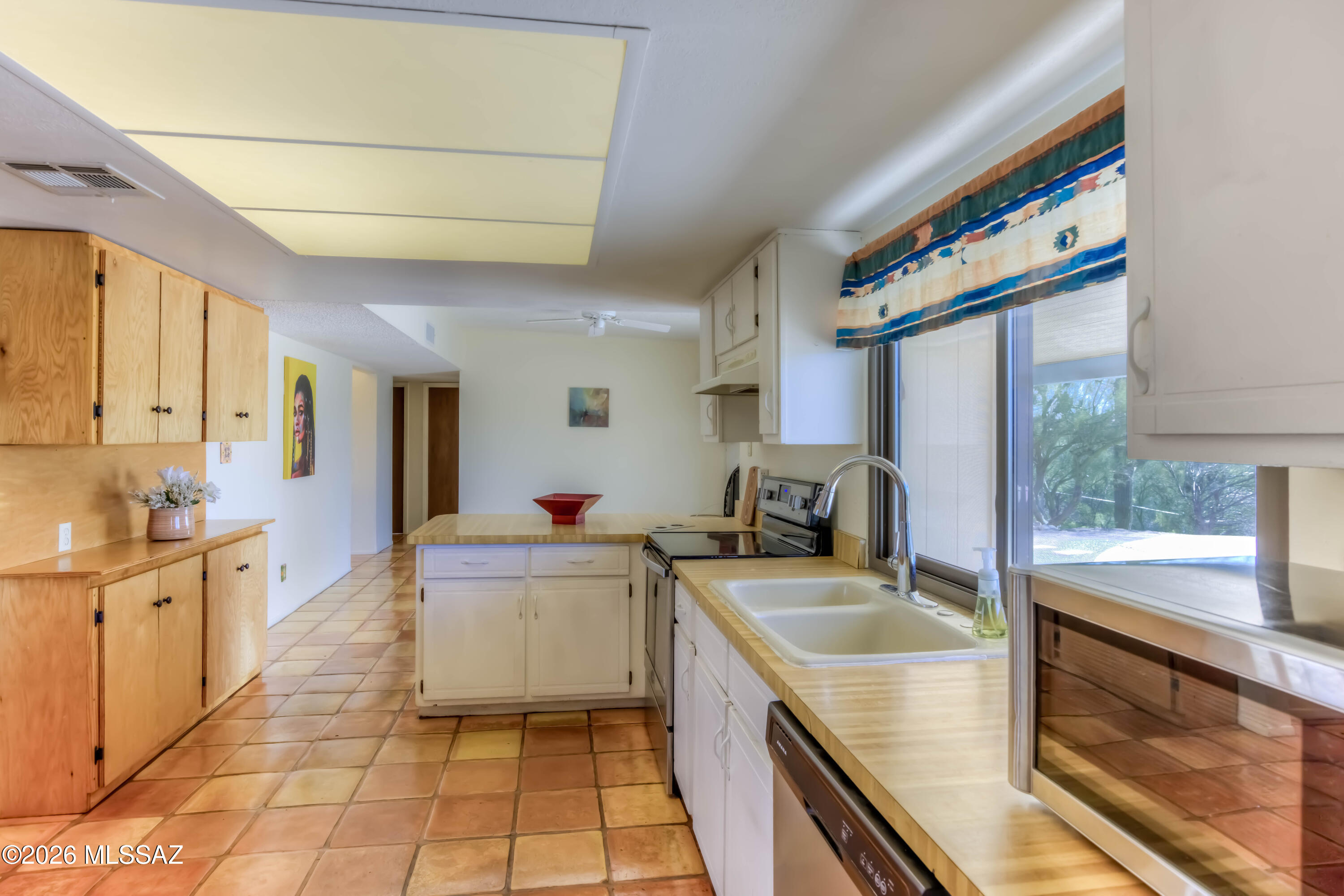 El Leah (1-17) - Residential