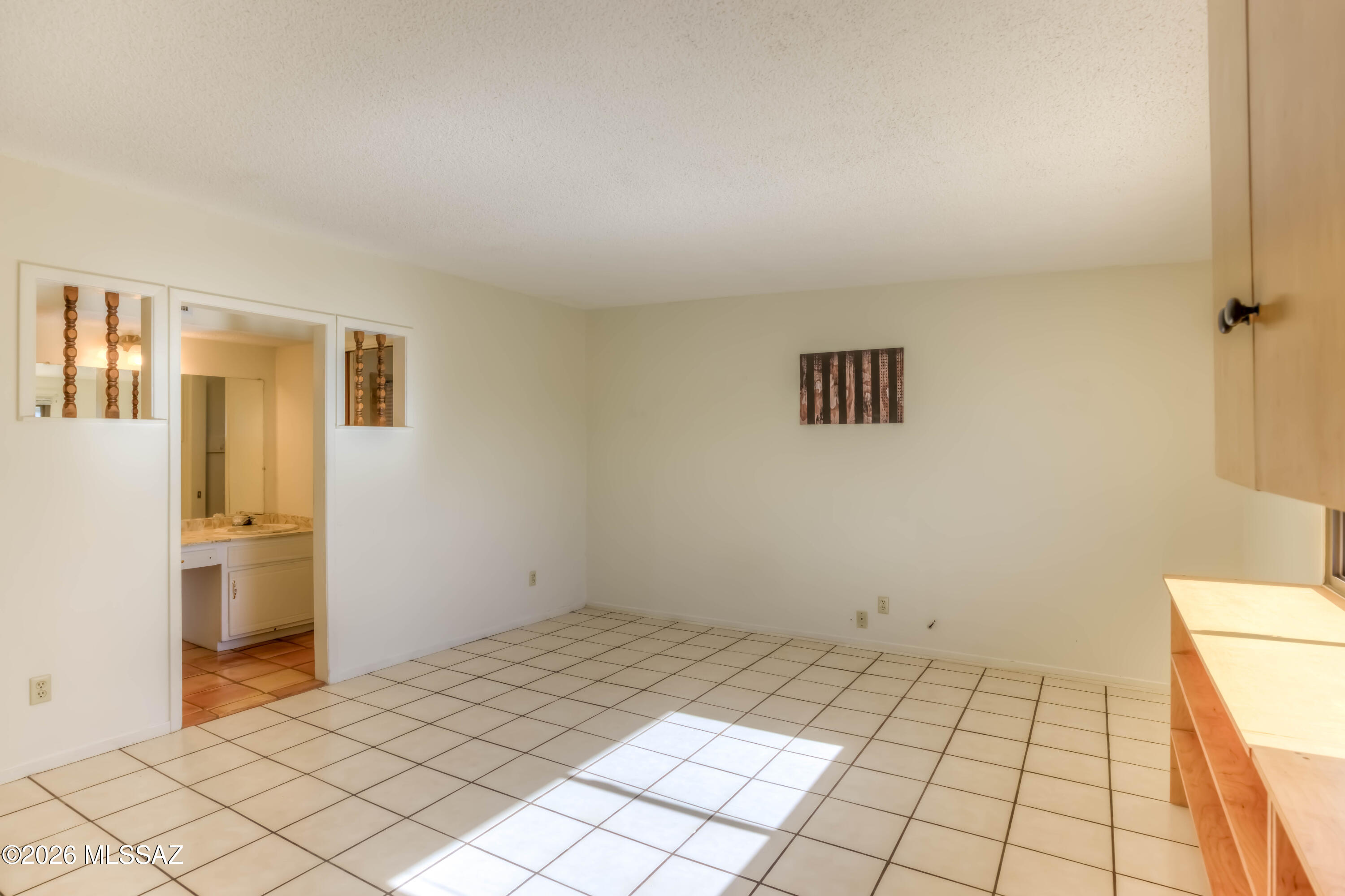 El Leah (1-17) - Residential