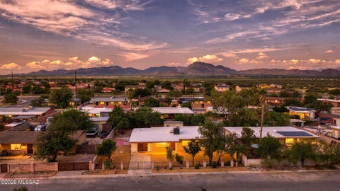 Photo of 6558 S Iberia Circle, Tucson, AZ 85757 (MLS # 22624919)