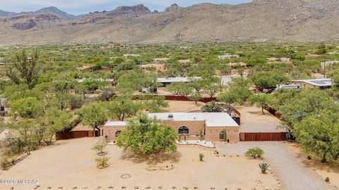 10341 E Calle Descanso Tucson AZ 85749