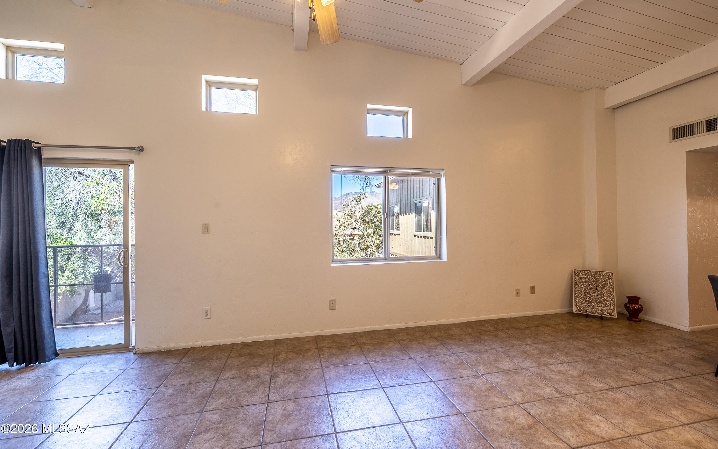 Royal Alvernon Condos. - Residential
