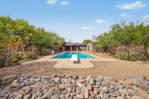 Photo of 1514 E Lind Road, Tucson, AZ 85719 (MLS # 22617736)