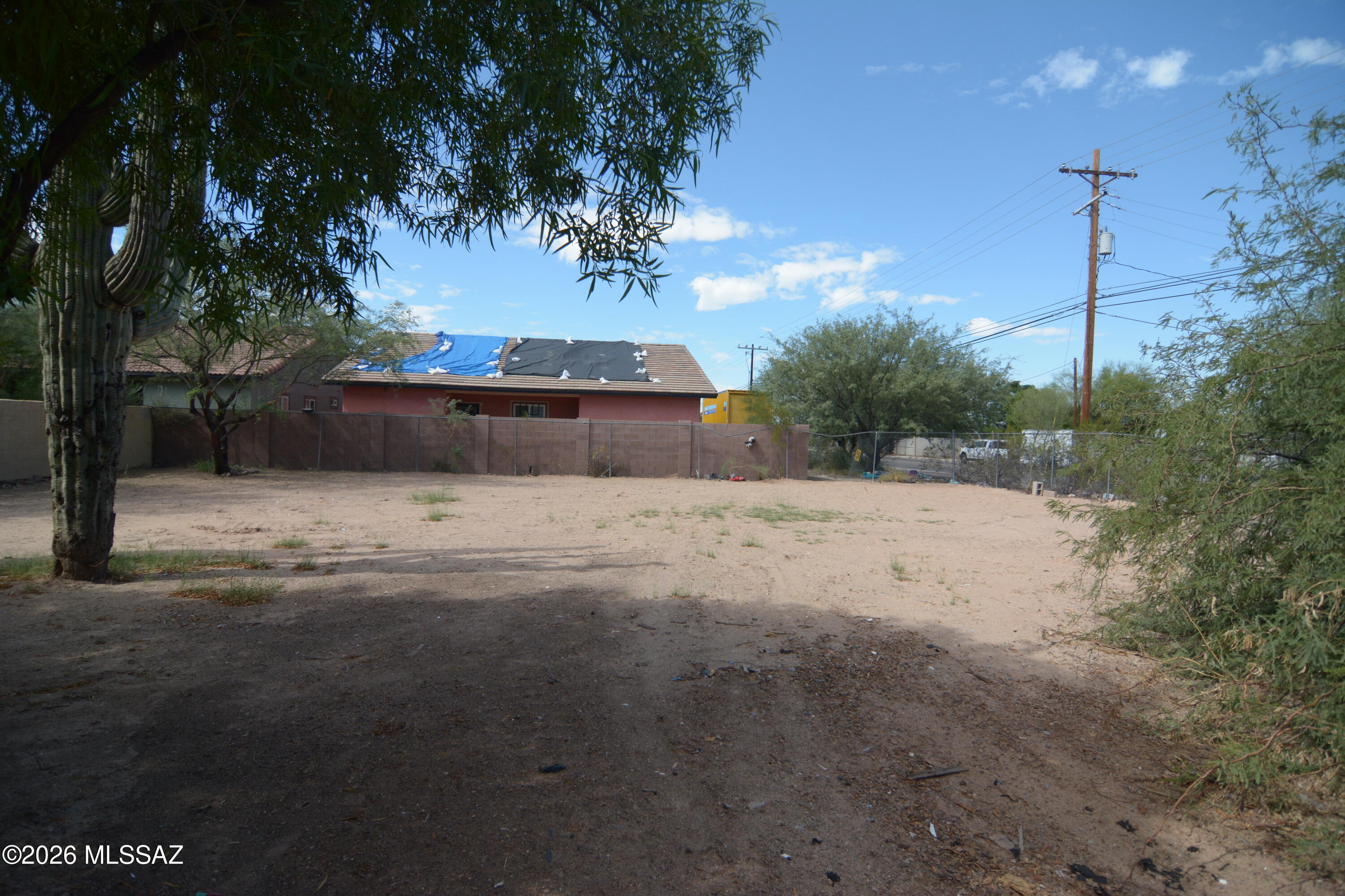 1206 E Drexel Road