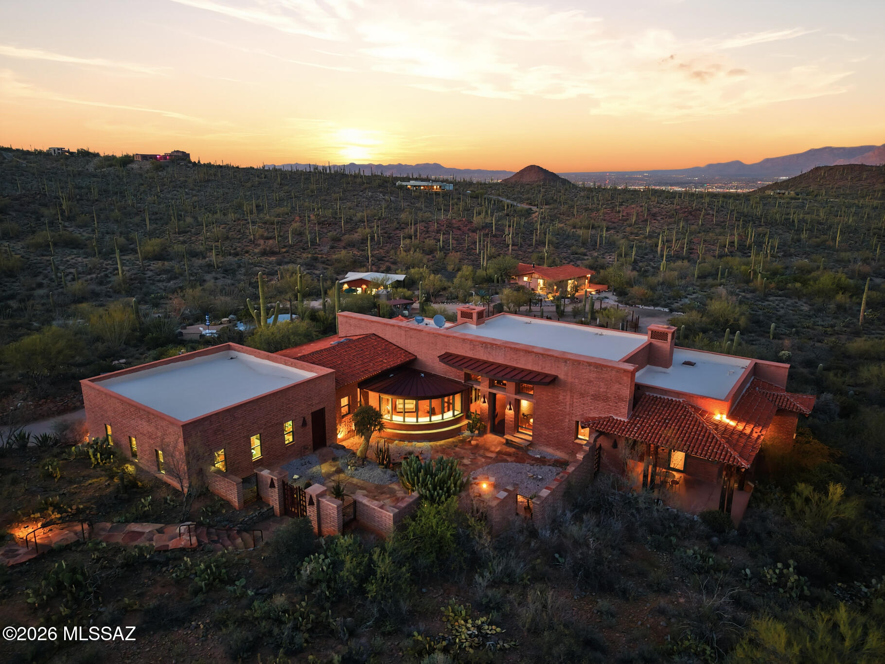 6780 W Banded Gecko Way