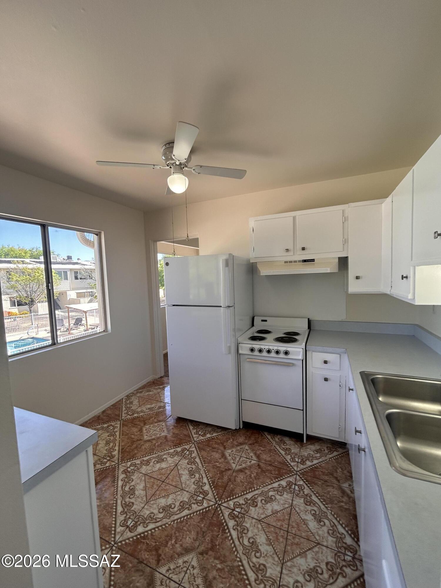 Sherwood Village Terrace (171-230) - Residential