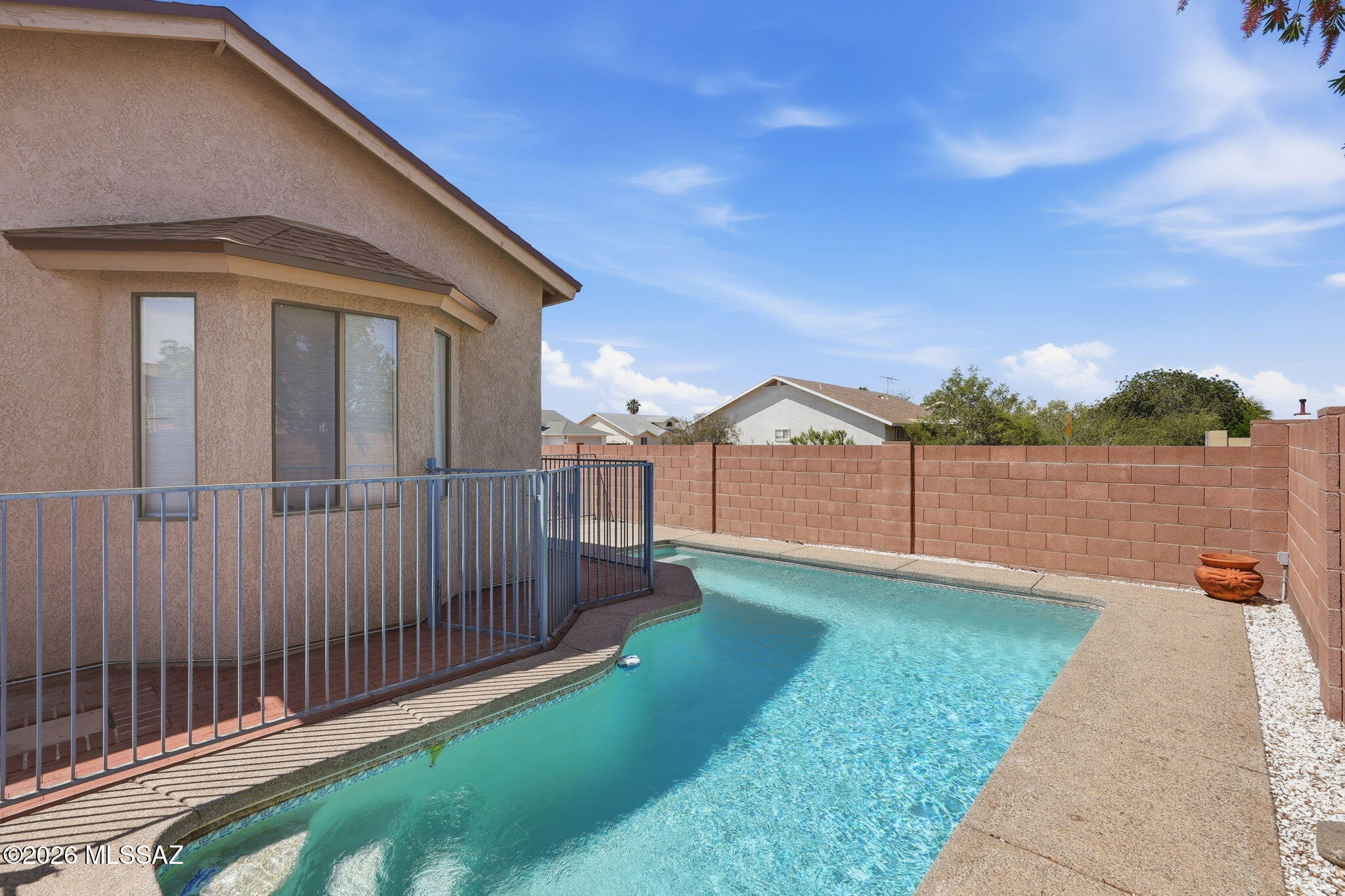 Hacienda Del Oro (1-879) - Residential