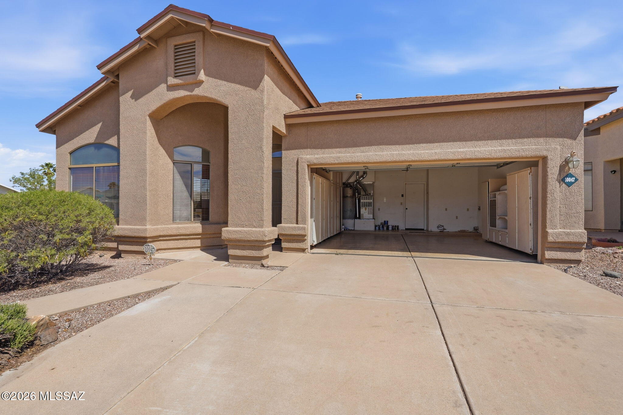 Hacienda Del Oro (1-879) - Residential