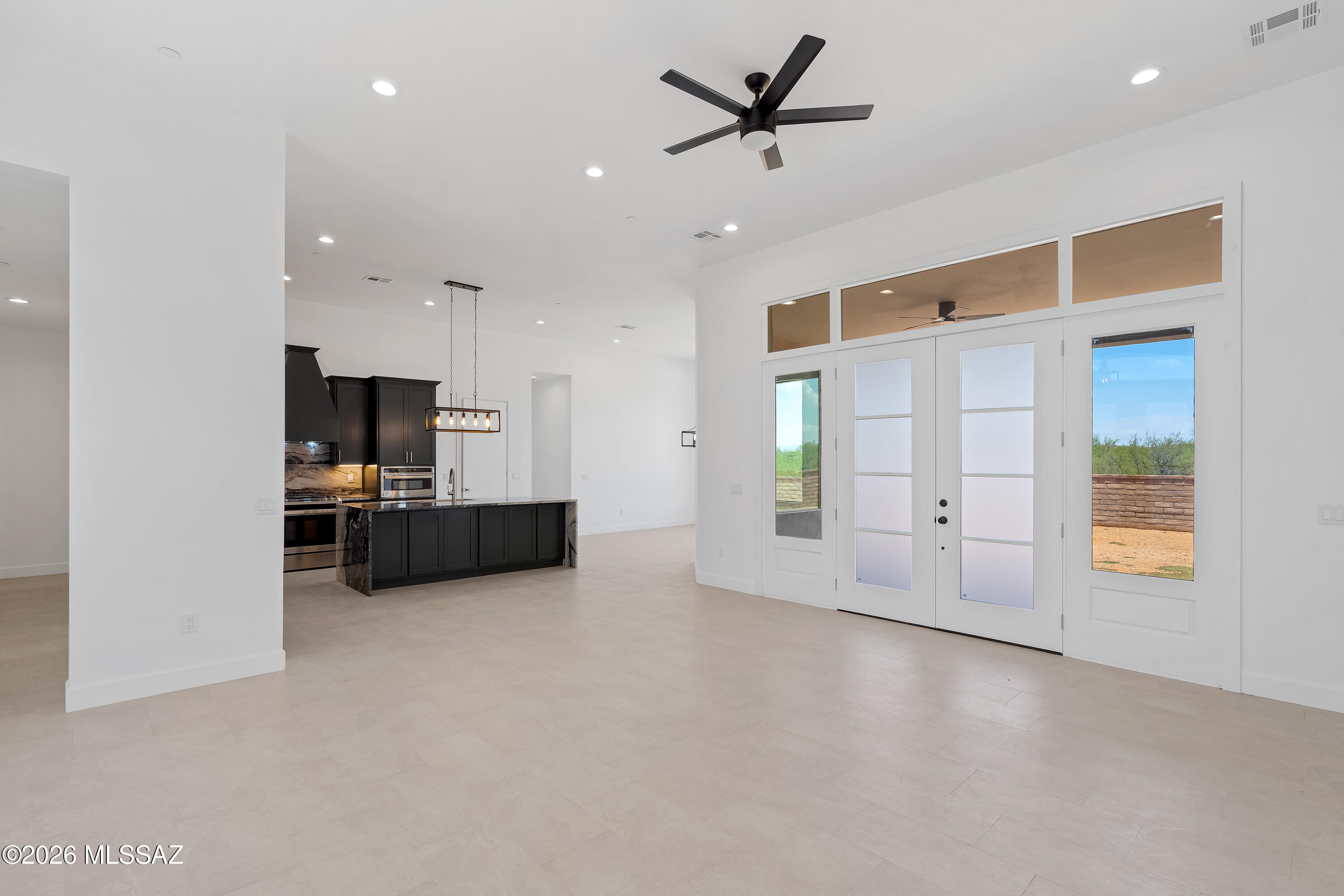 2451 E Old Stone House Trail