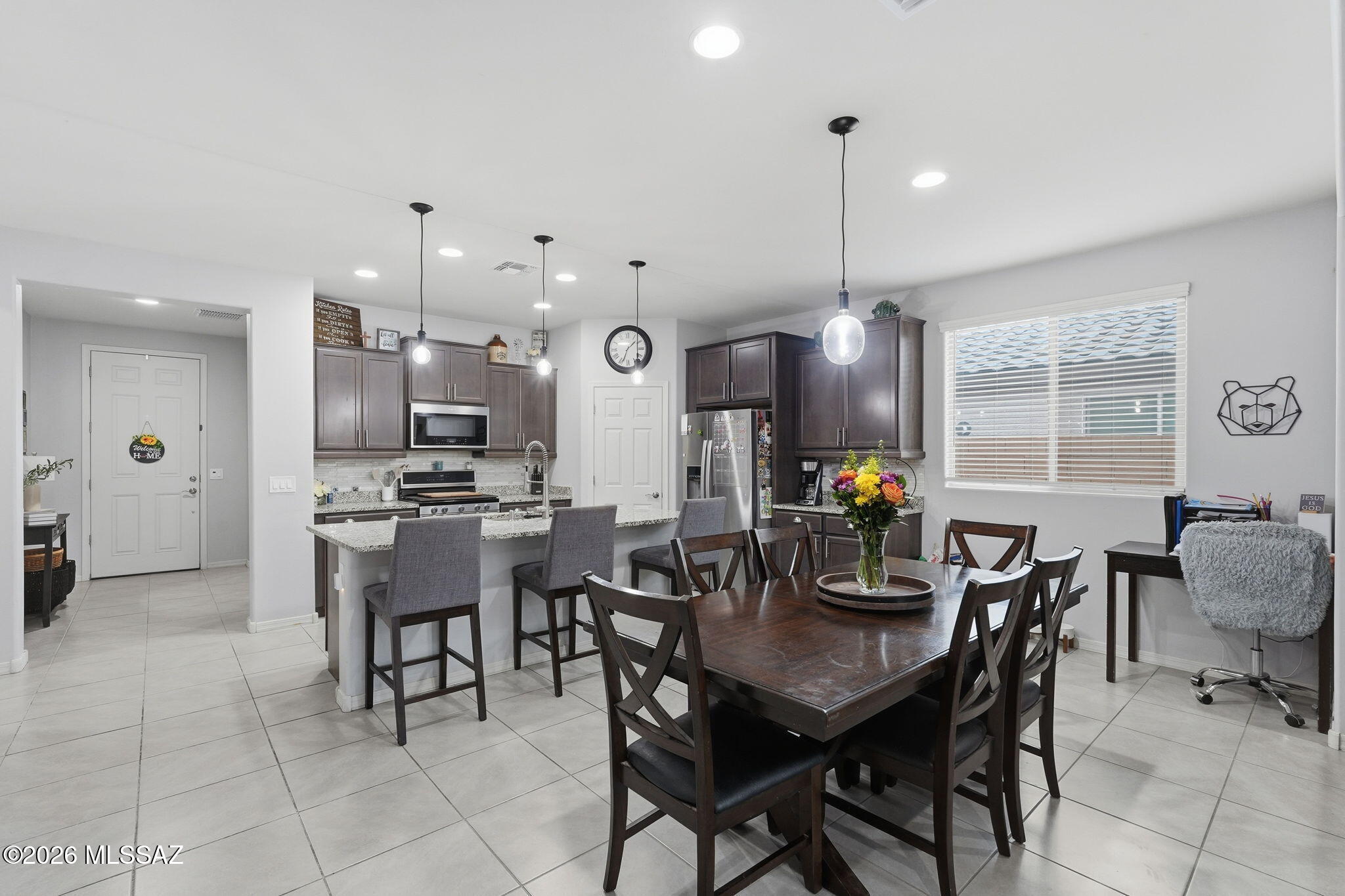 Camino De Oeste SQ20171600112 - Residential