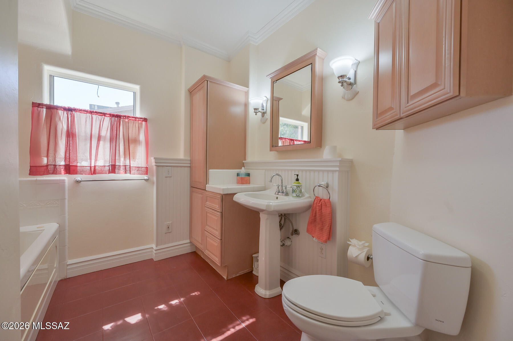 Broadway Manor - Residential