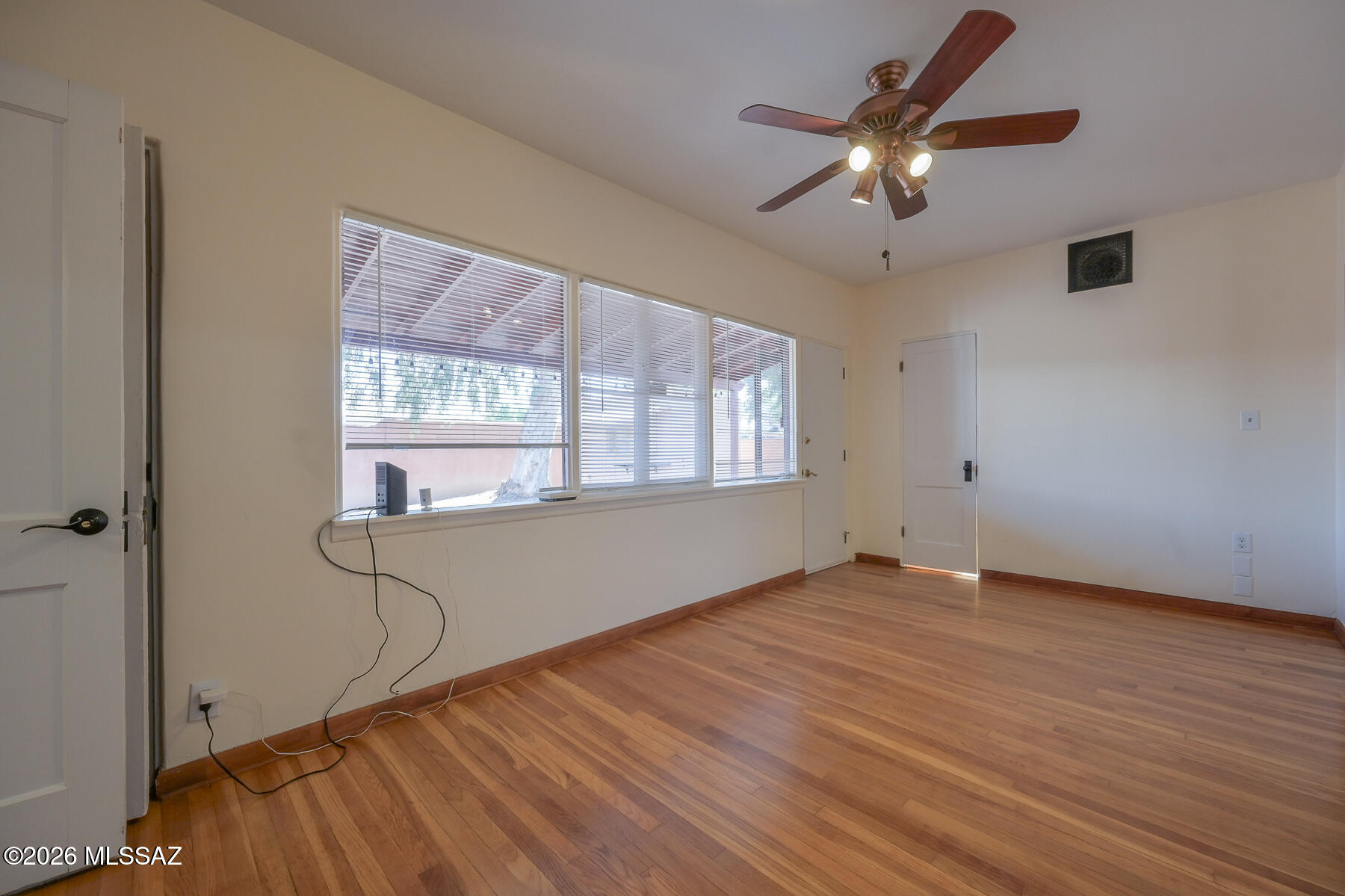 Broadway Manor - Residential