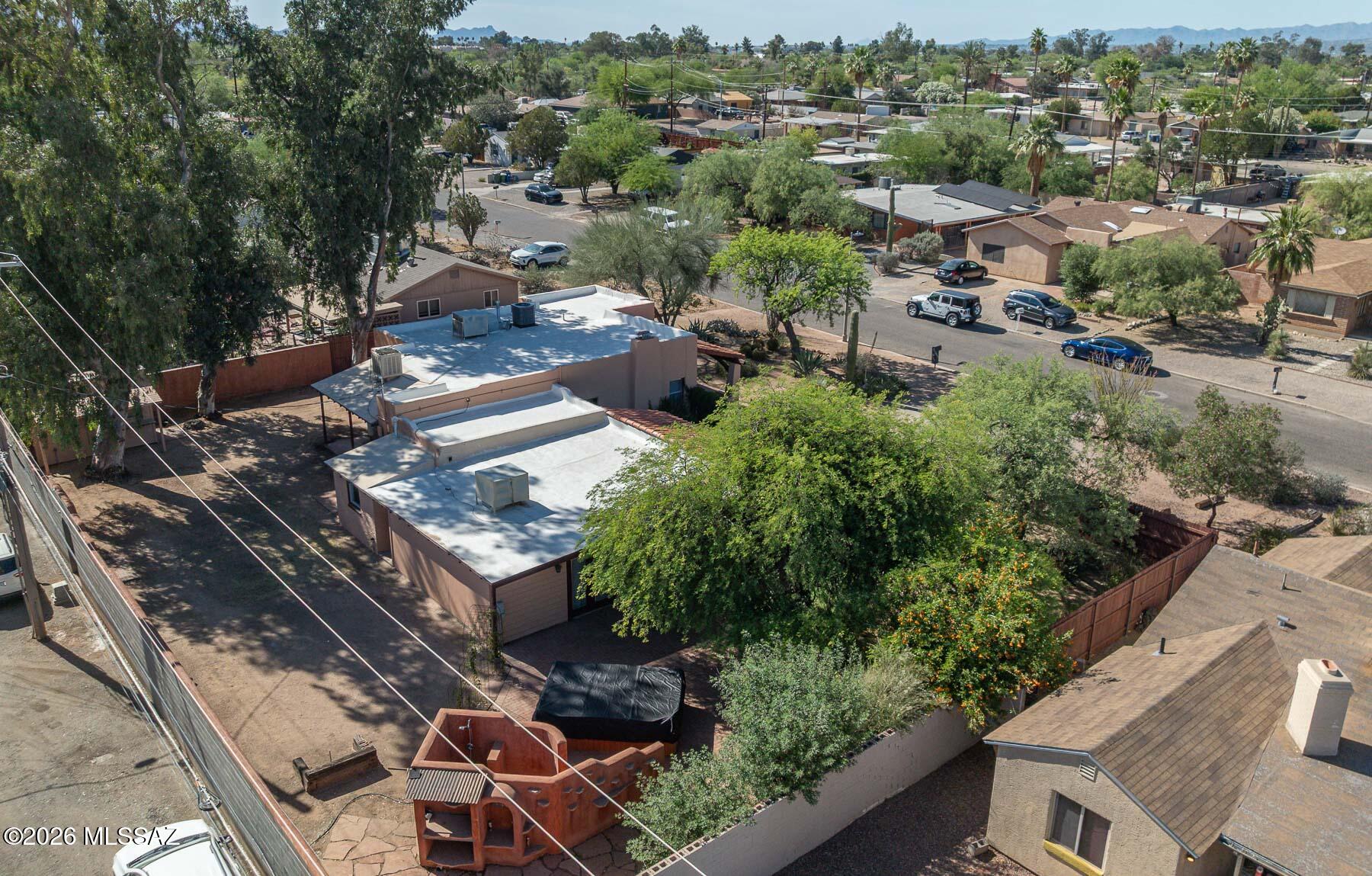 Broadway Manor - Residential