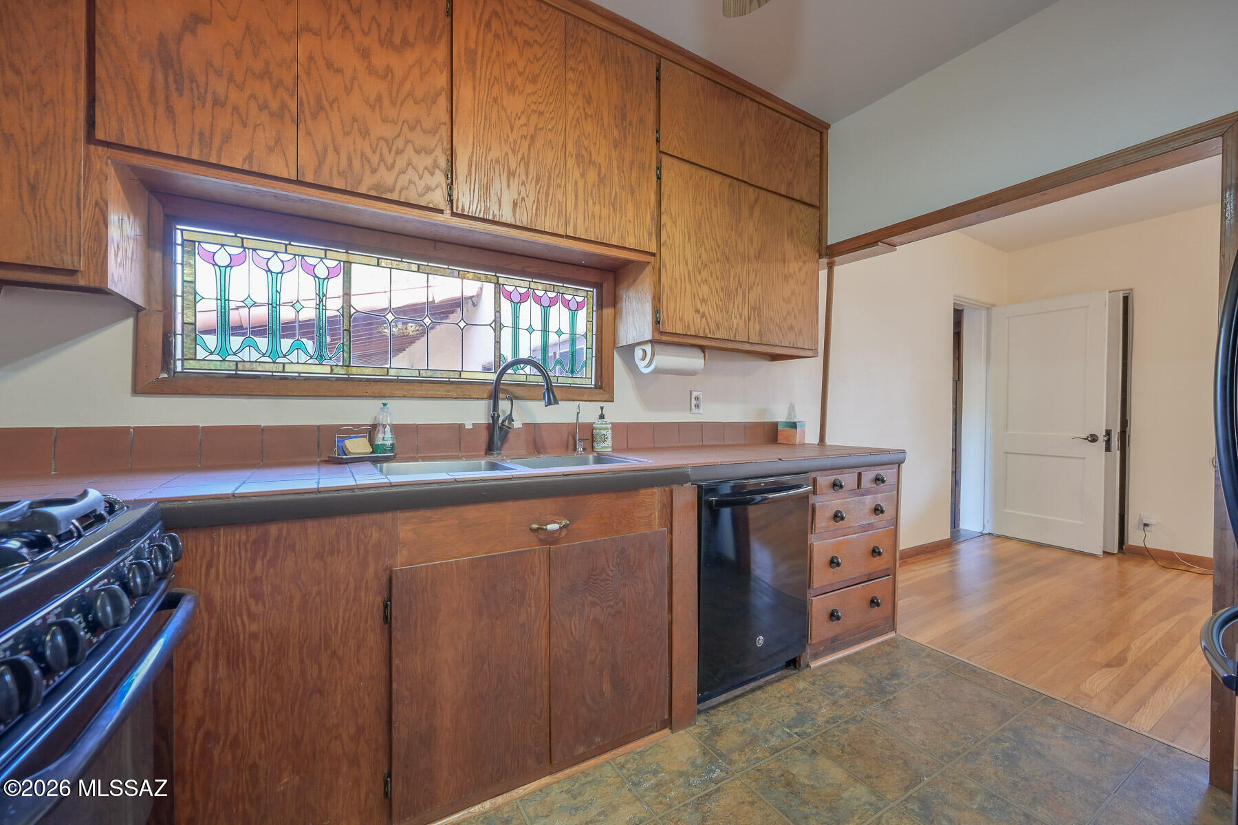 Broadway Manor - Residential