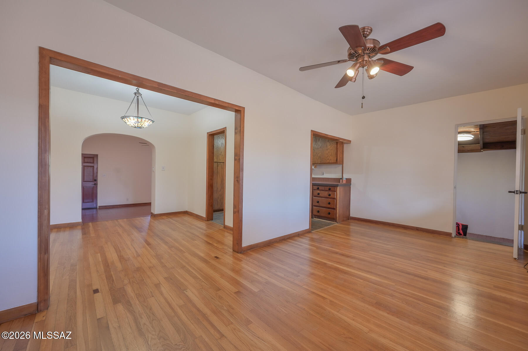 Broadway Manor - Residential