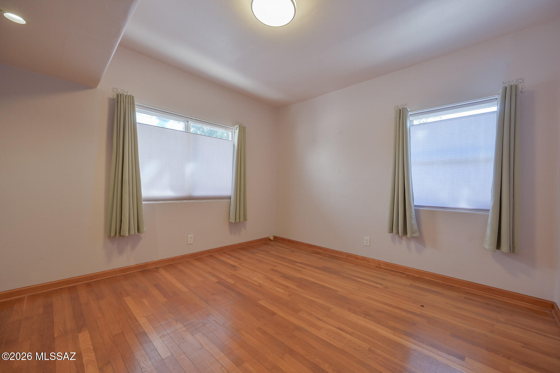 Broadway Manor - Residential