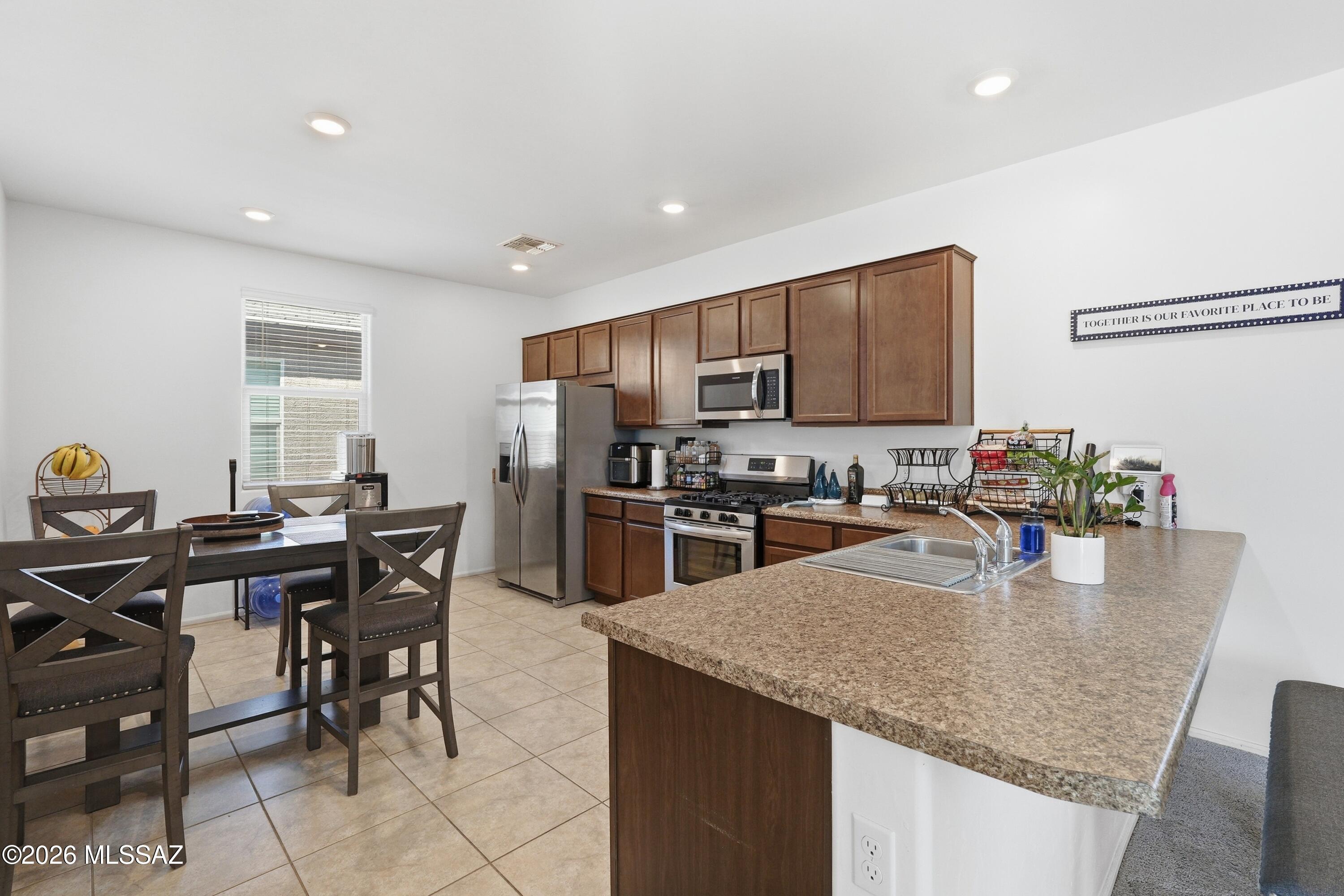 Valencia Crossing - Residential