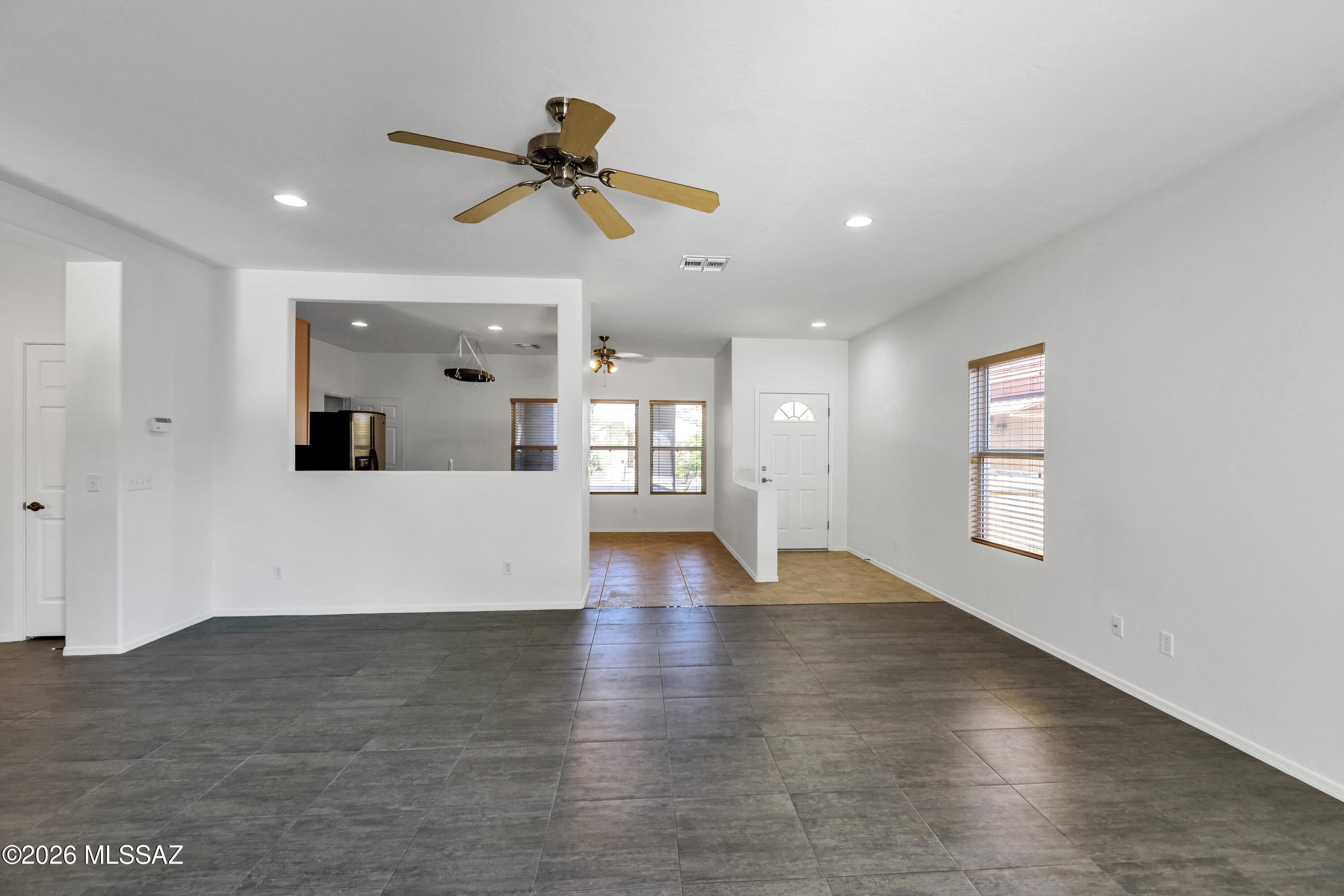 739 W Buffalo Grass Drive