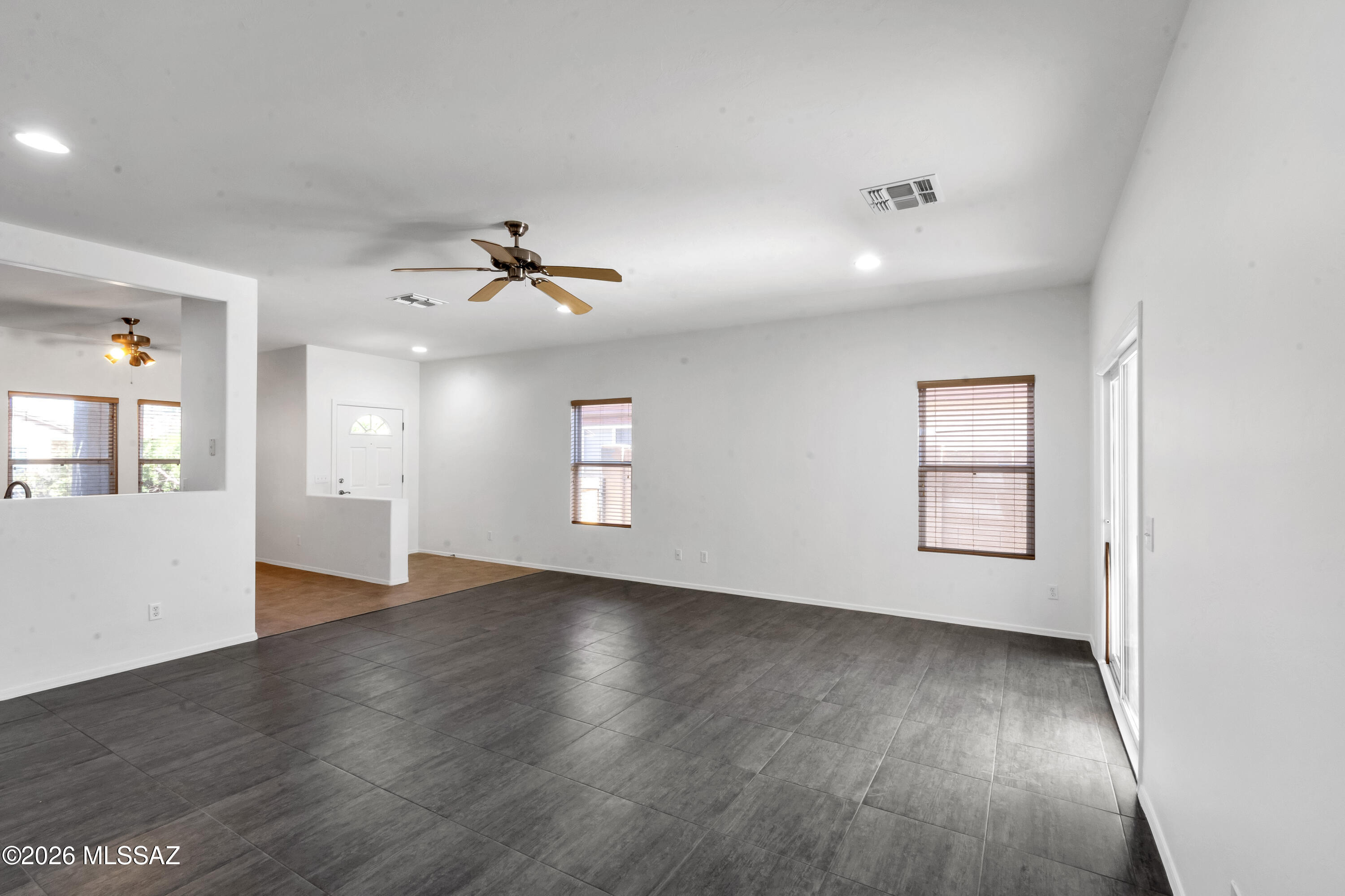 739 W Buffalo Grass Drive