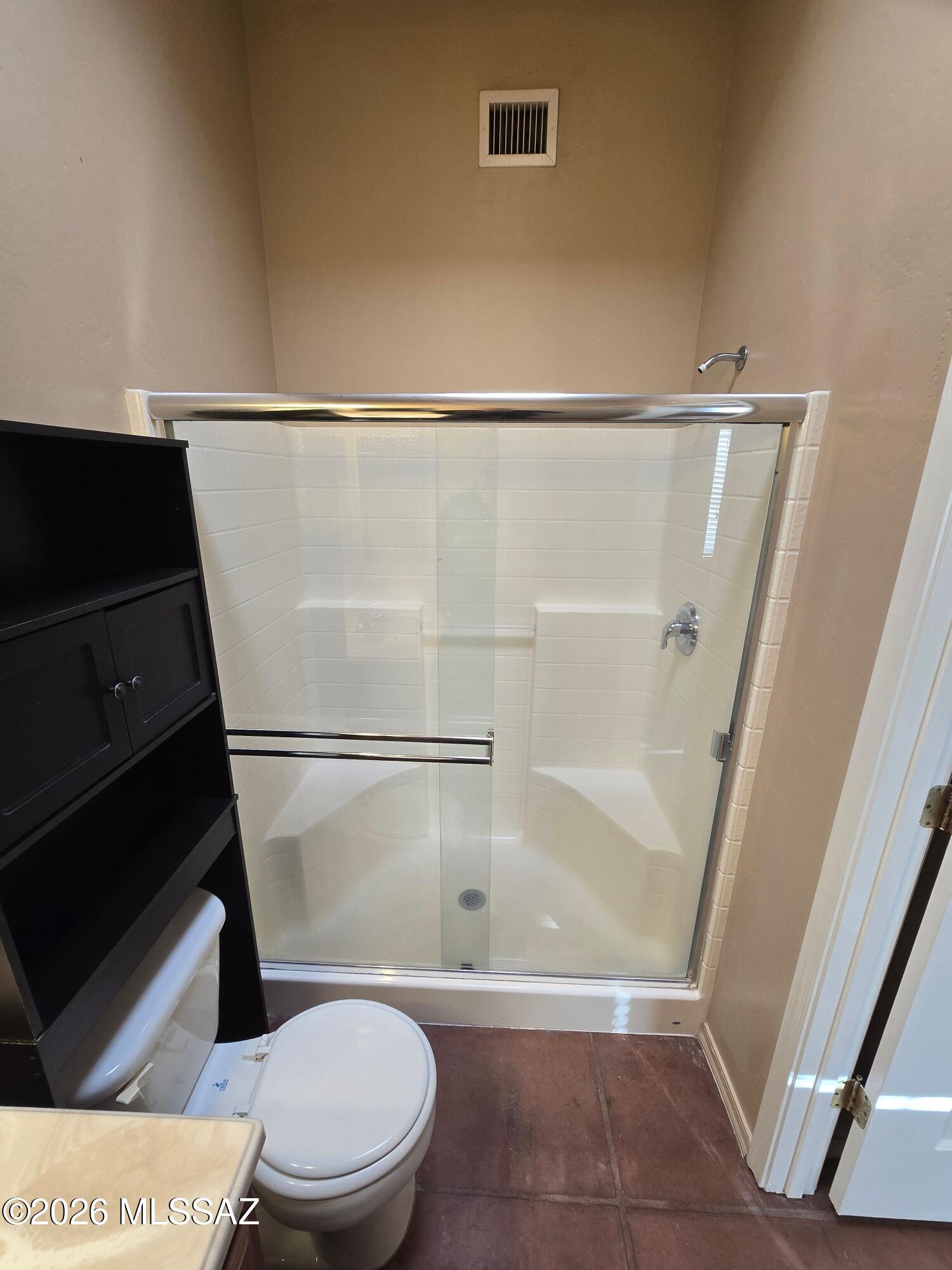 2601 E. Prince Rd. (1-20) - Residential Lease