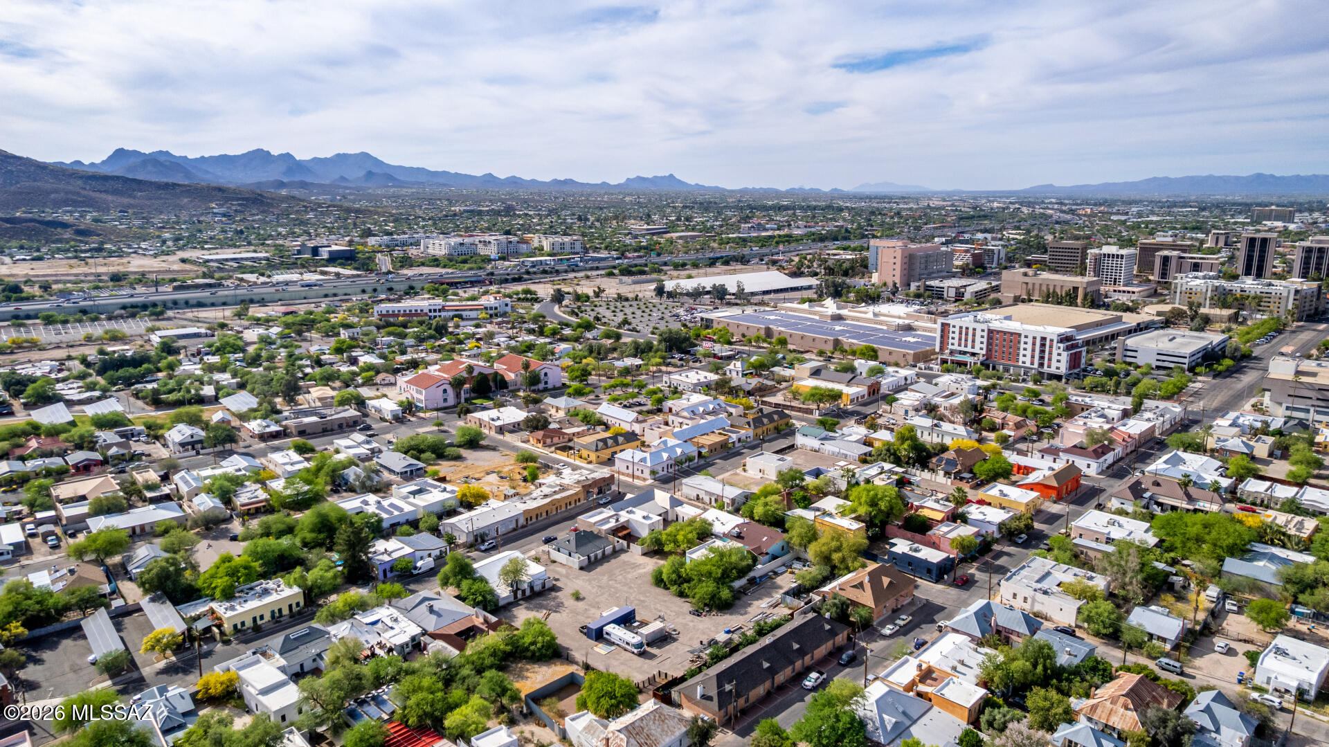 Barrio Centro (1-84) - Land