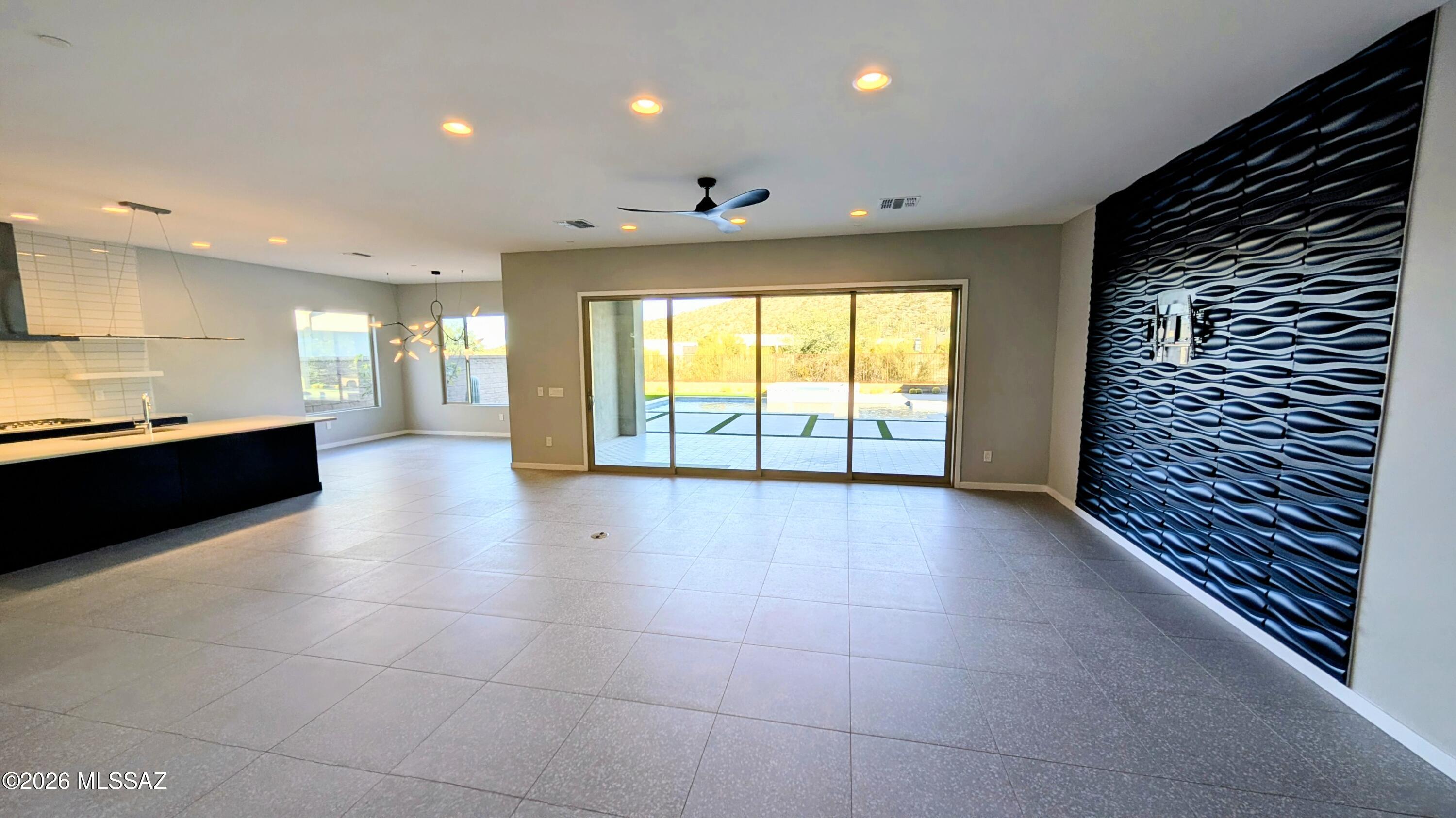 Boulder Bridge Pass III At Dove Mountain SQ20143000307 - Residential Lease