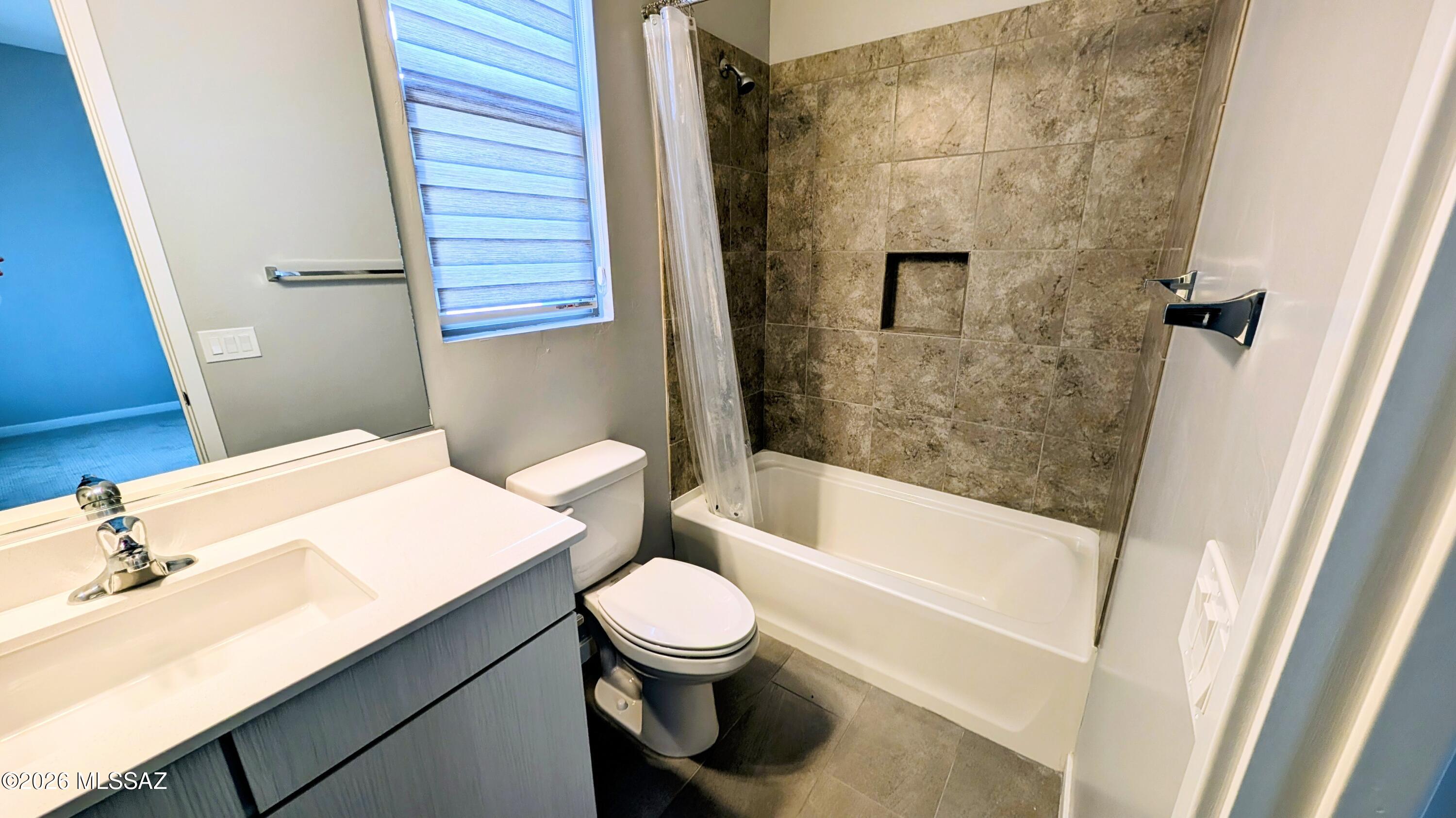 Boulder Bridge Pass III At Dove Mountain SQ20143000307 - Residential Lease