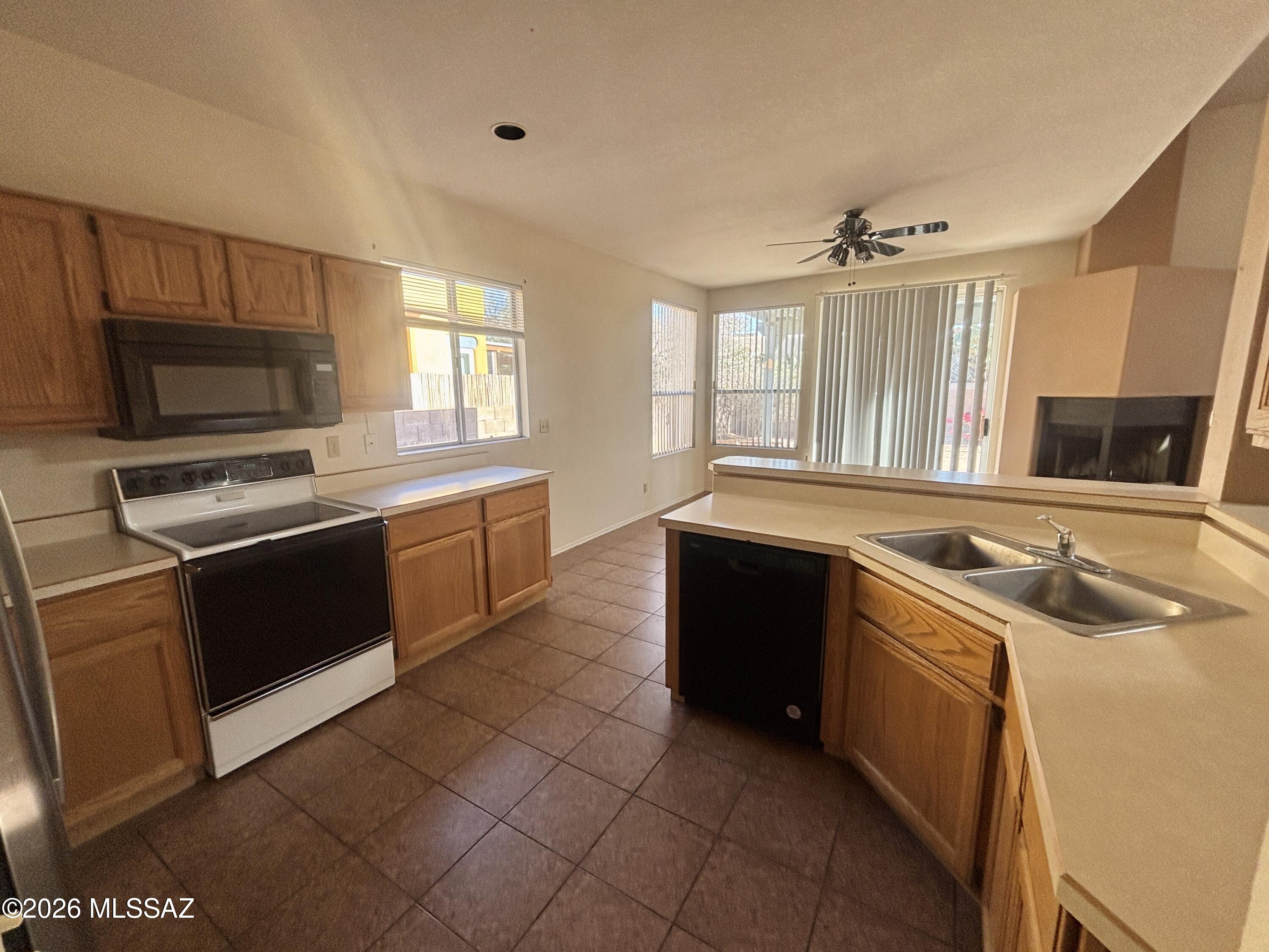 Unsubdivided - Residential Lease