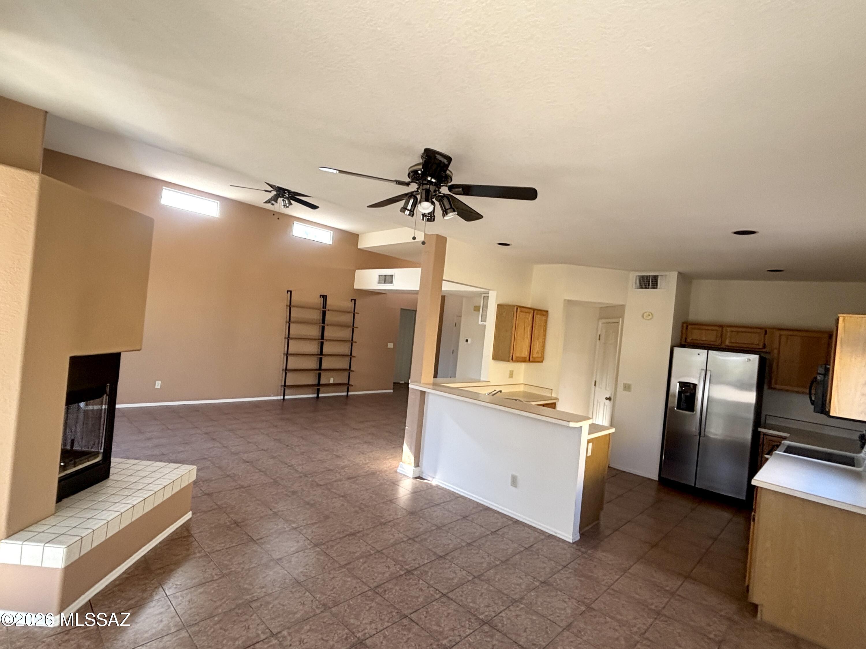 Unsubdivided - Residential Lease