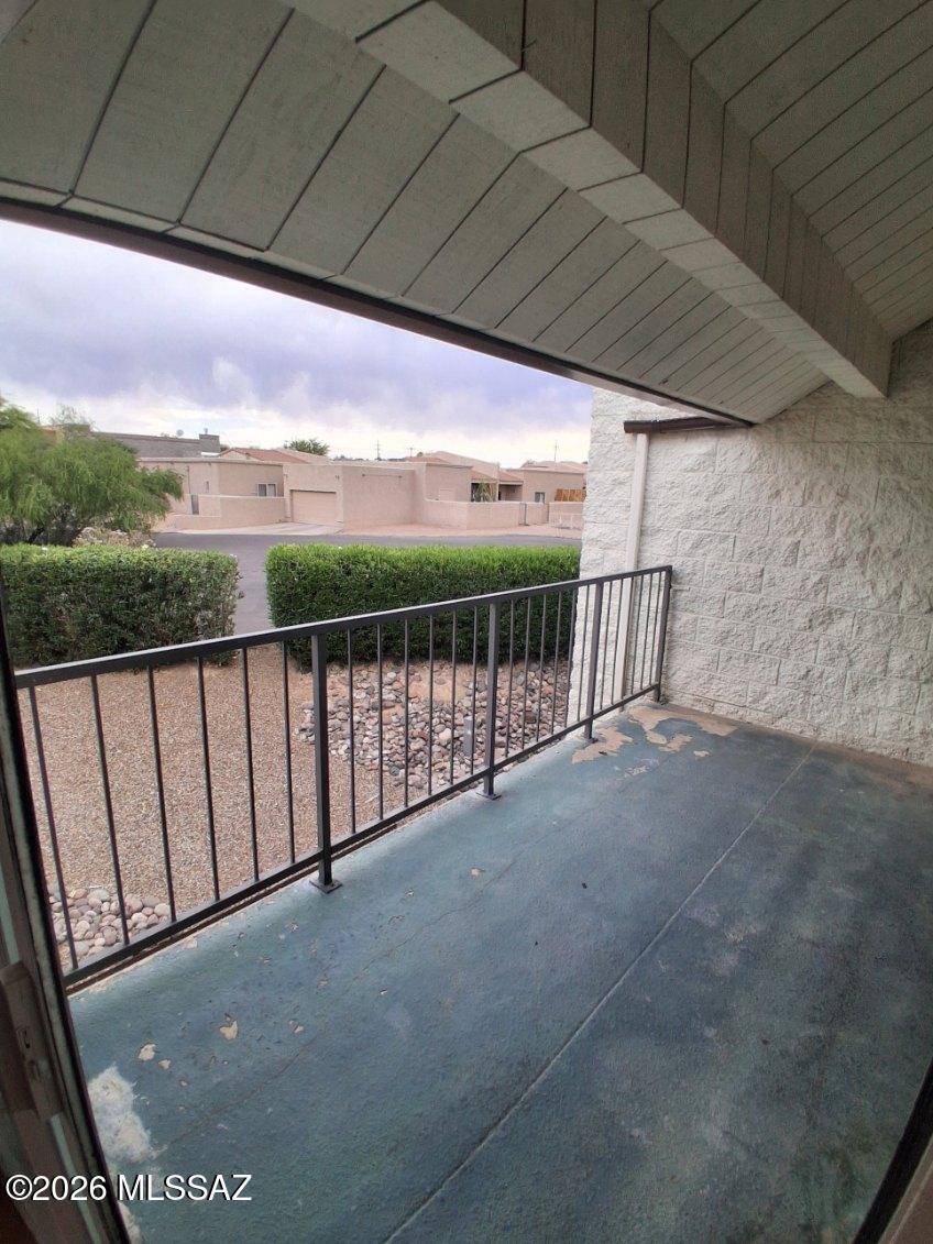 Le Mirador - Residential Lease