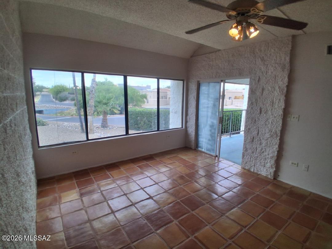 Le Mirador - Residential Lease