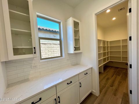 Photo of 14450 N Quail Brush Pass Pass, Marana, AZ 85658 (MLS # 22611506)