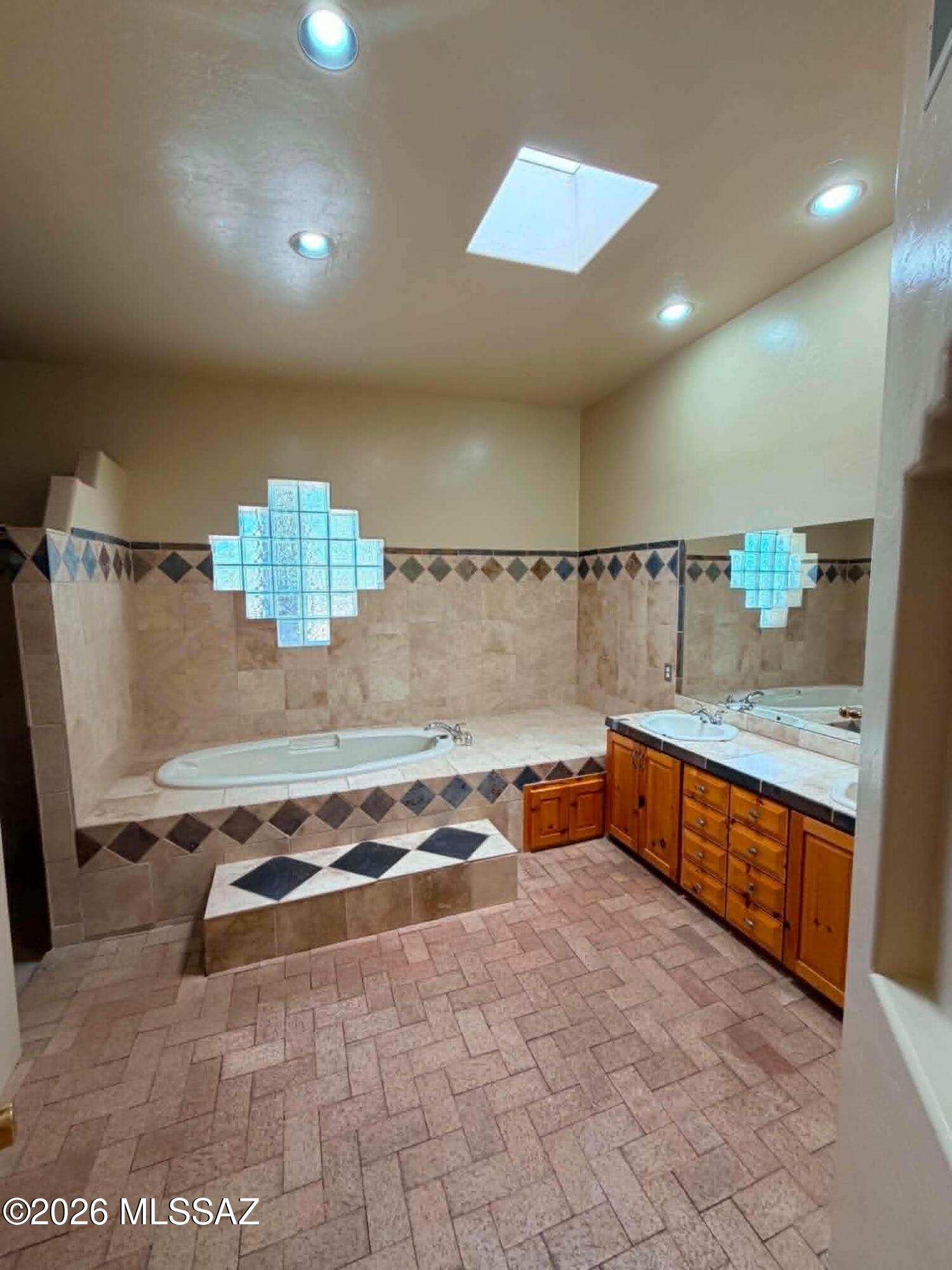 Unsubdivided - Residential Lease