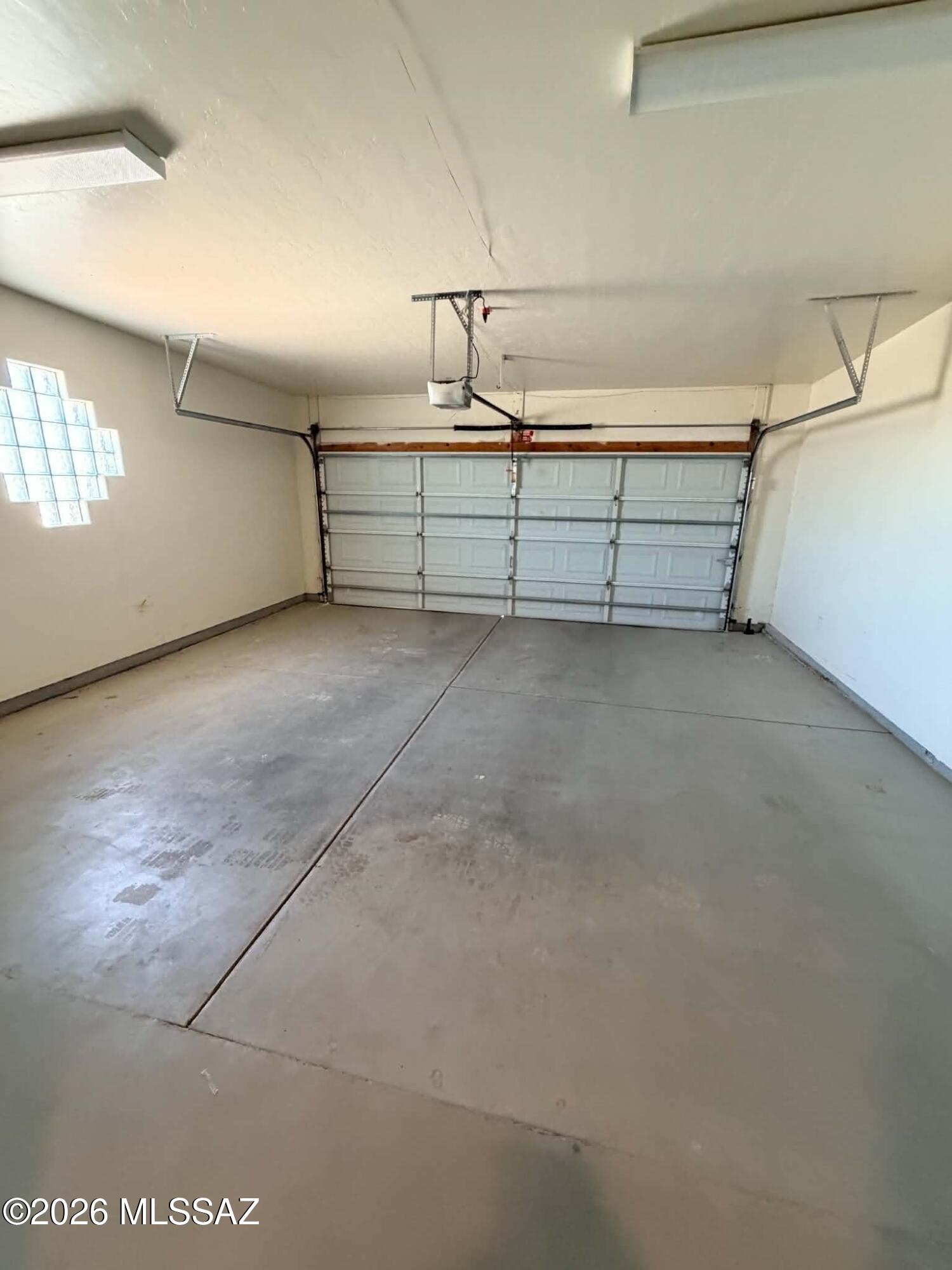 Unsubdivided - Residential Lease
