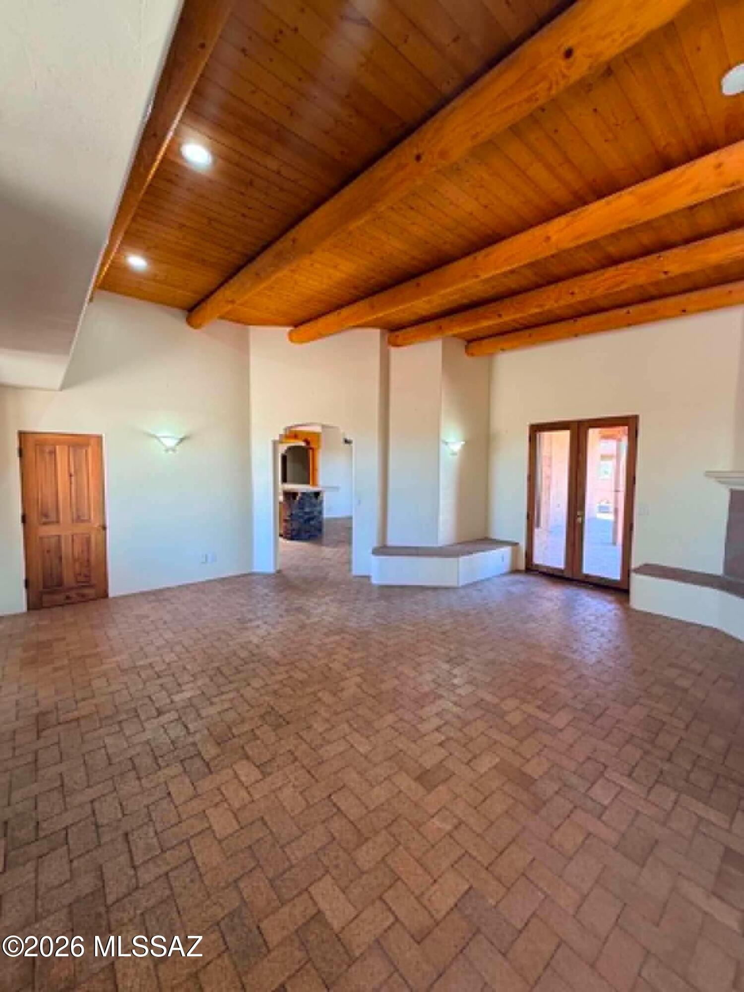 Unsubdivided - Residential Lease