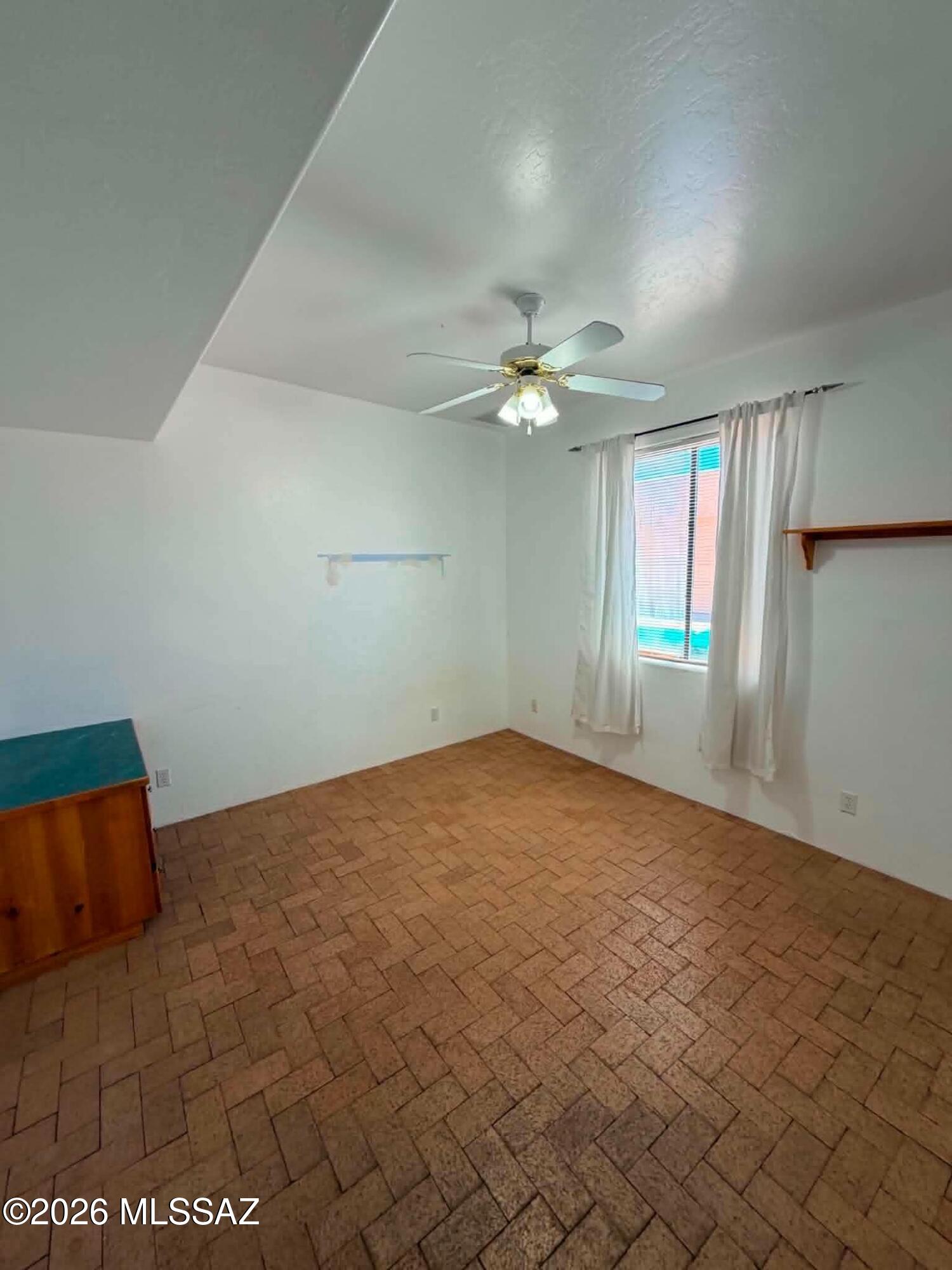 Unsubdivided - Residential Lease
