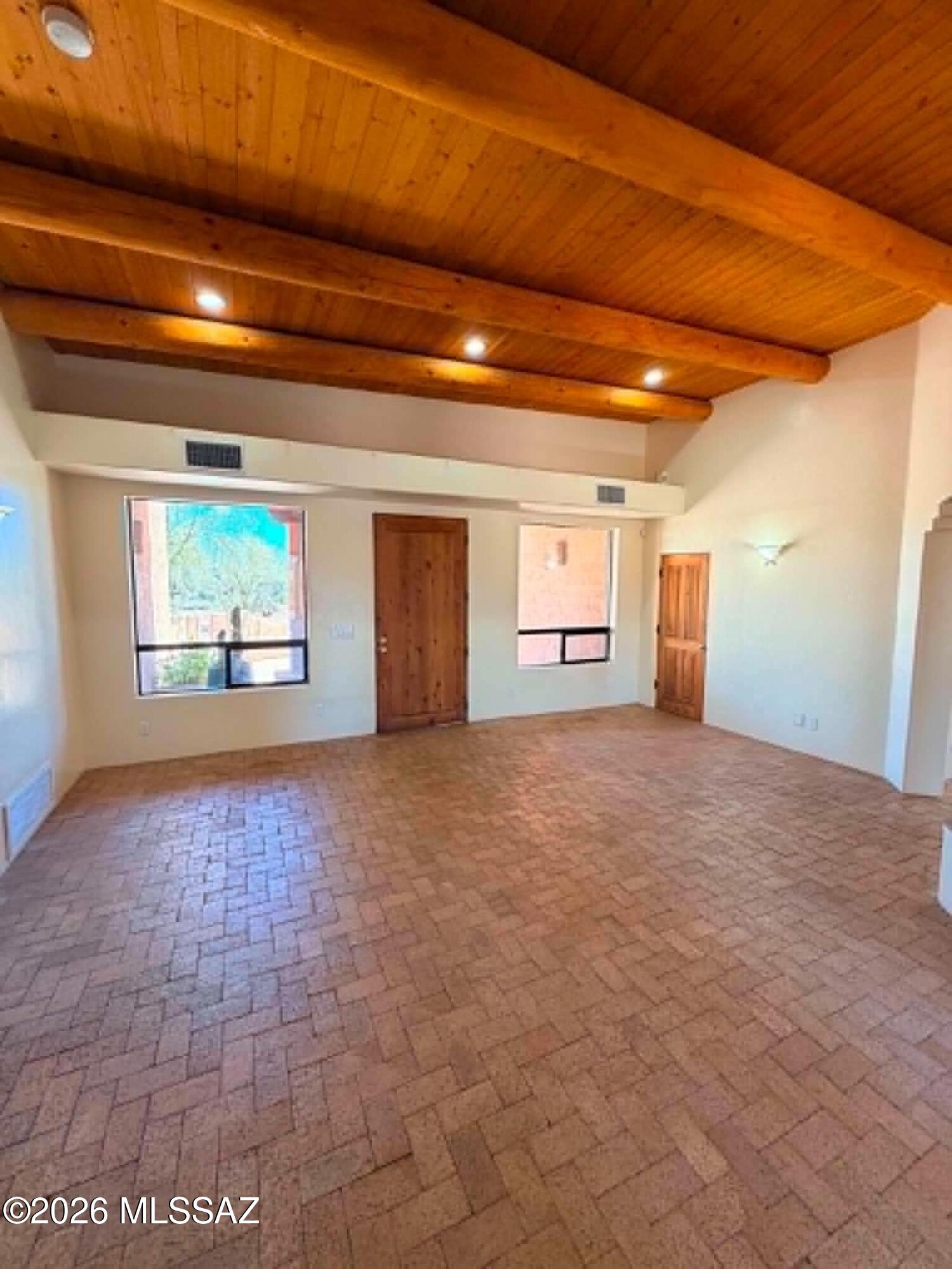 Unsubdivided - Residential Lease