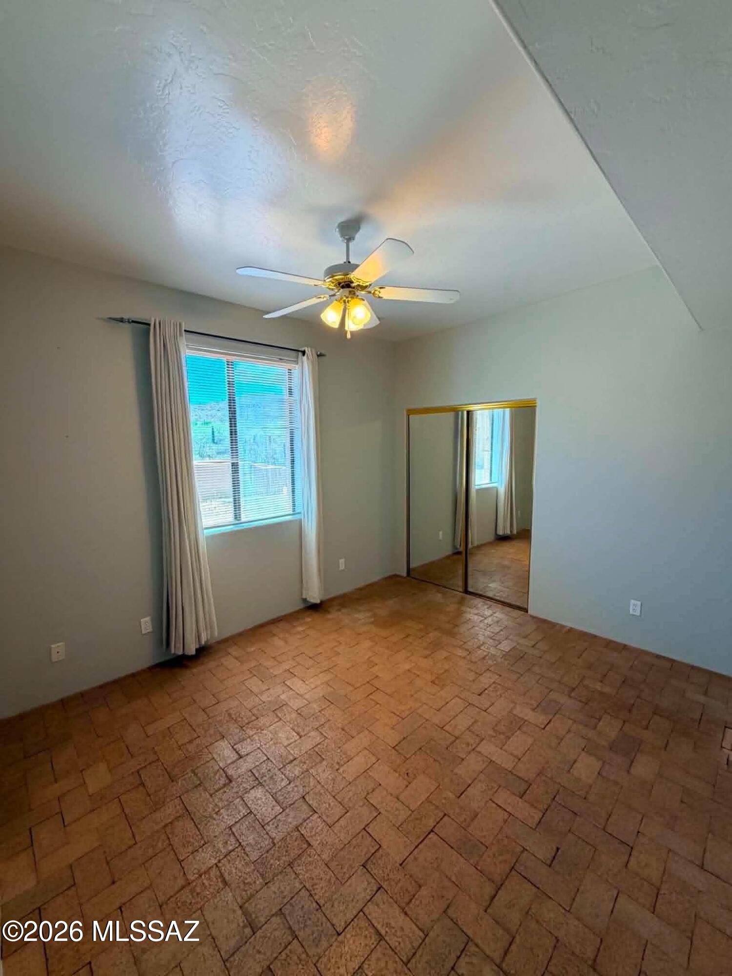 Unsubdivided - Residential Lease