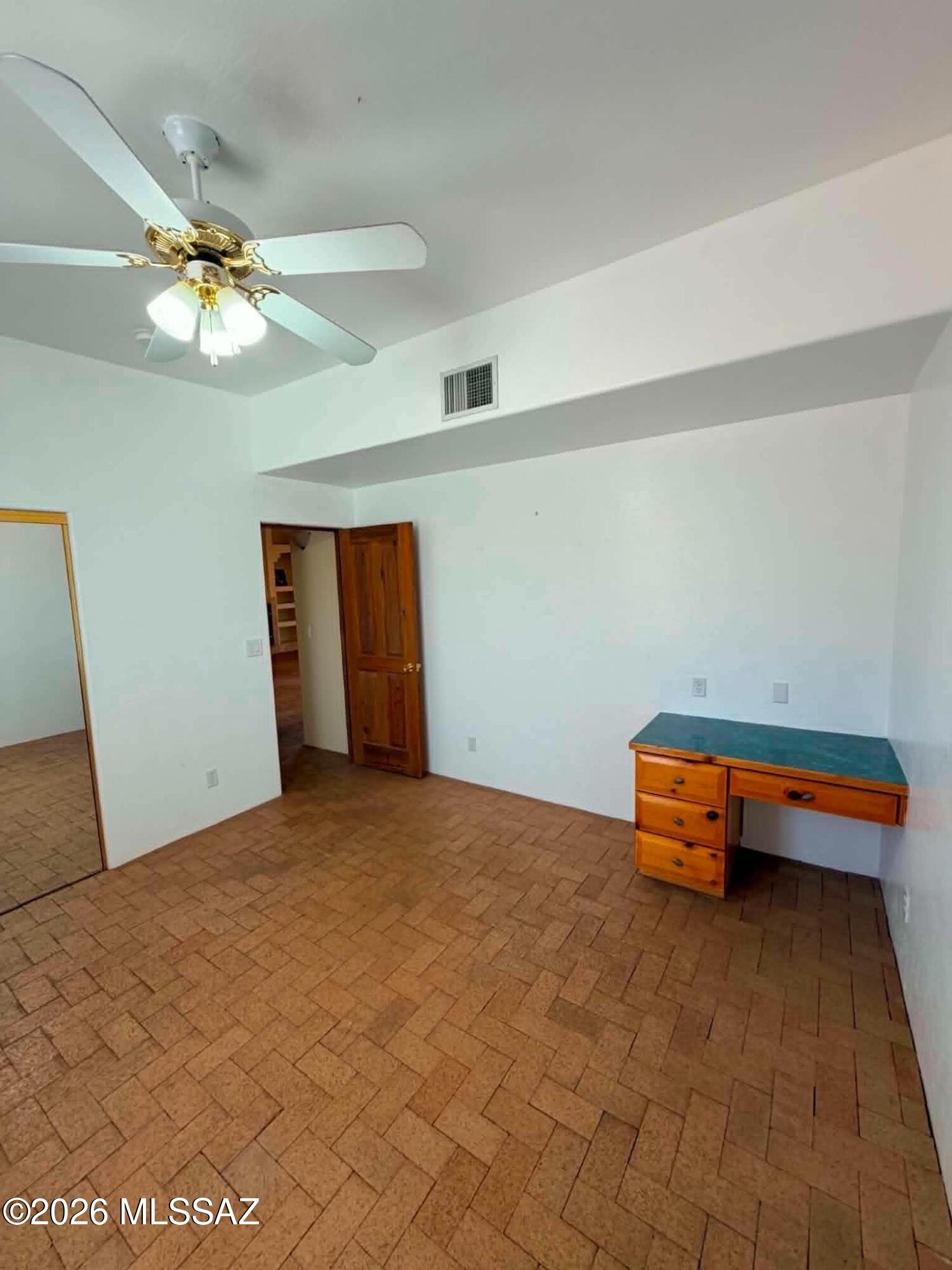 Unsubdivided - Residential Lease