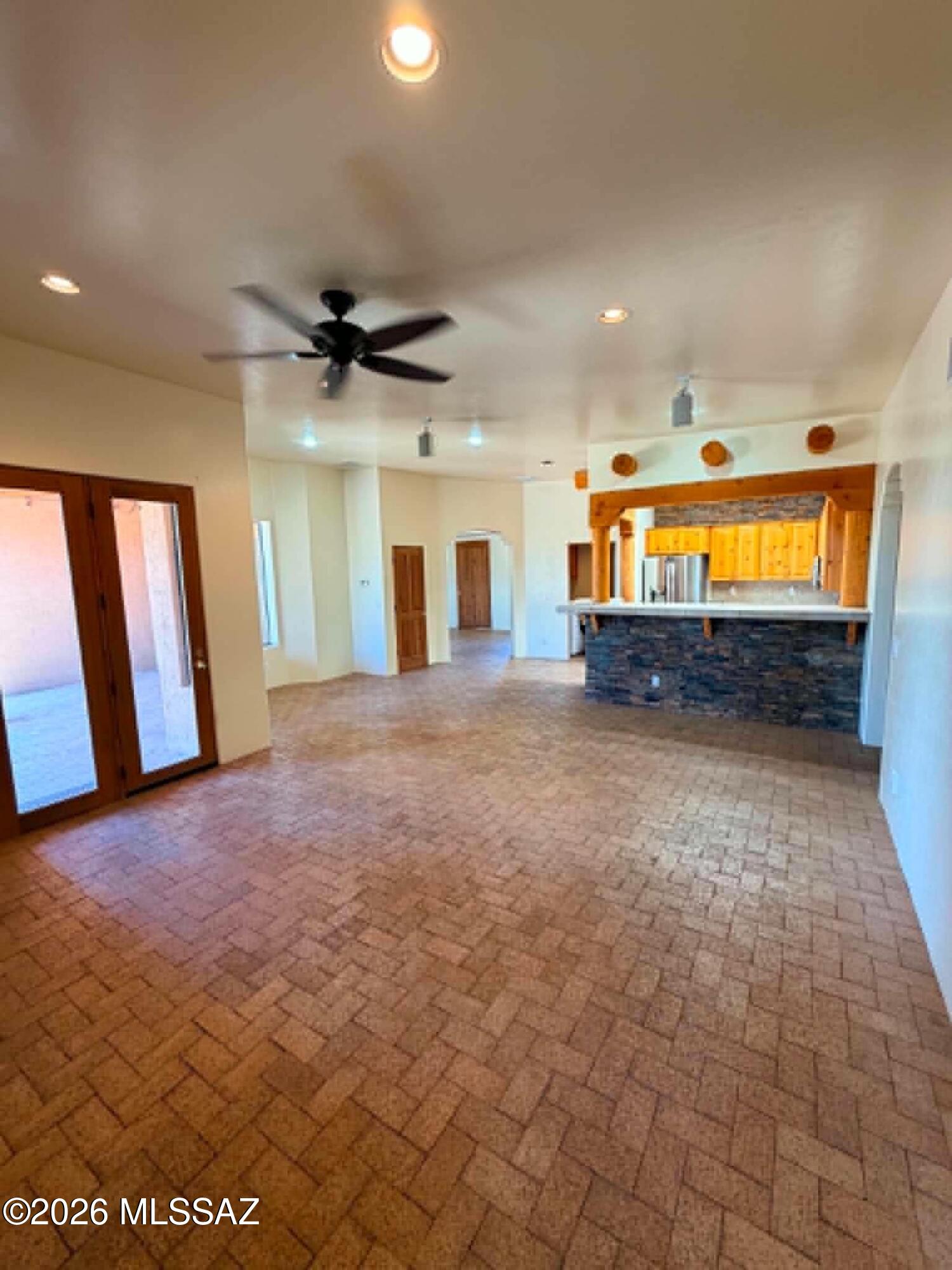 Unsubdivided - Residential Lease