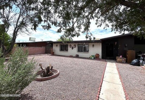 Photo of 511 W Hatfield Street, Tucson, AZ 85706 (MLS # 22622216)