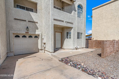 Photo of 2839 E Vespers Place, Tucson, AZ 85716 (MLS # 22621763)