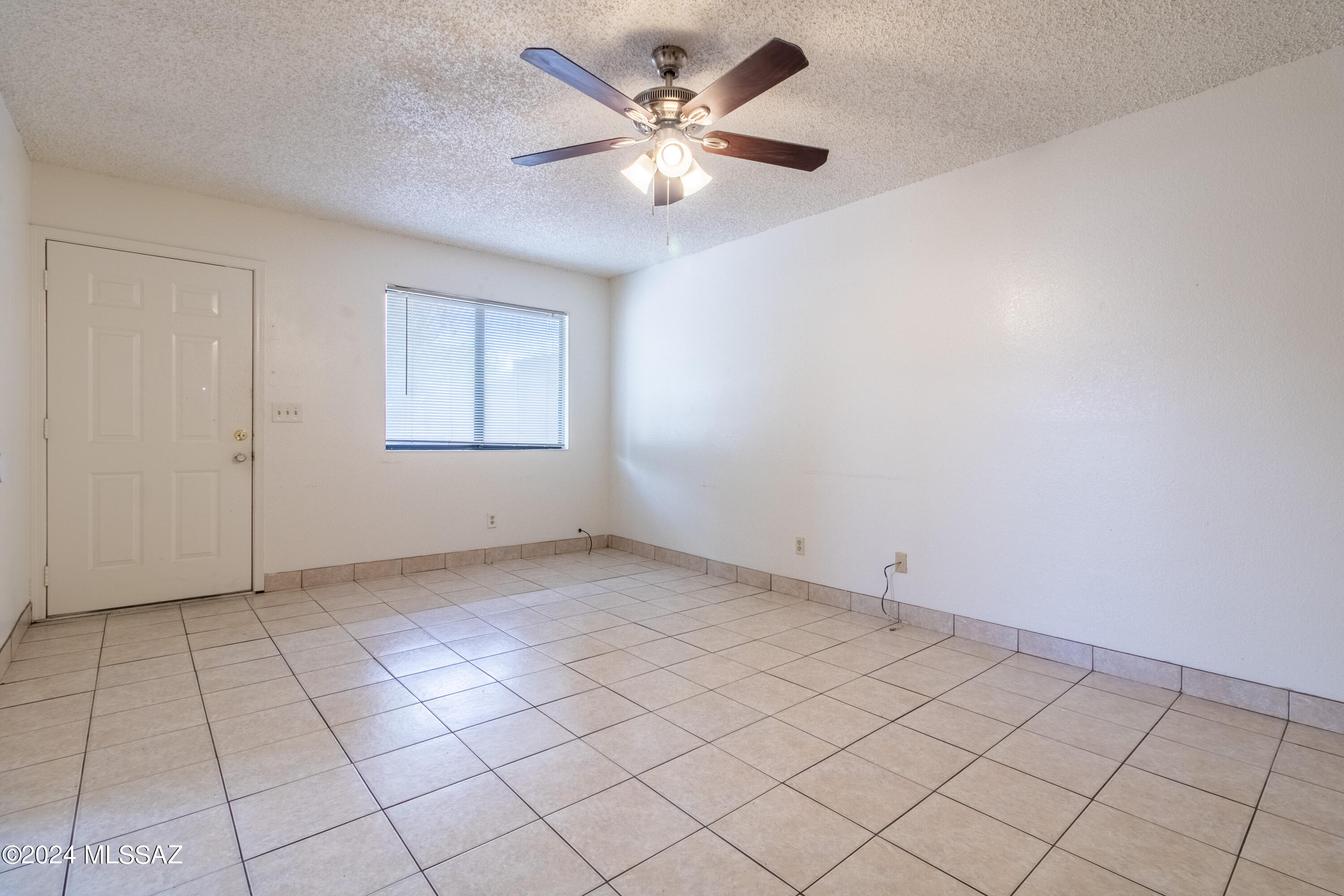Unsubdivided - Residential Lease