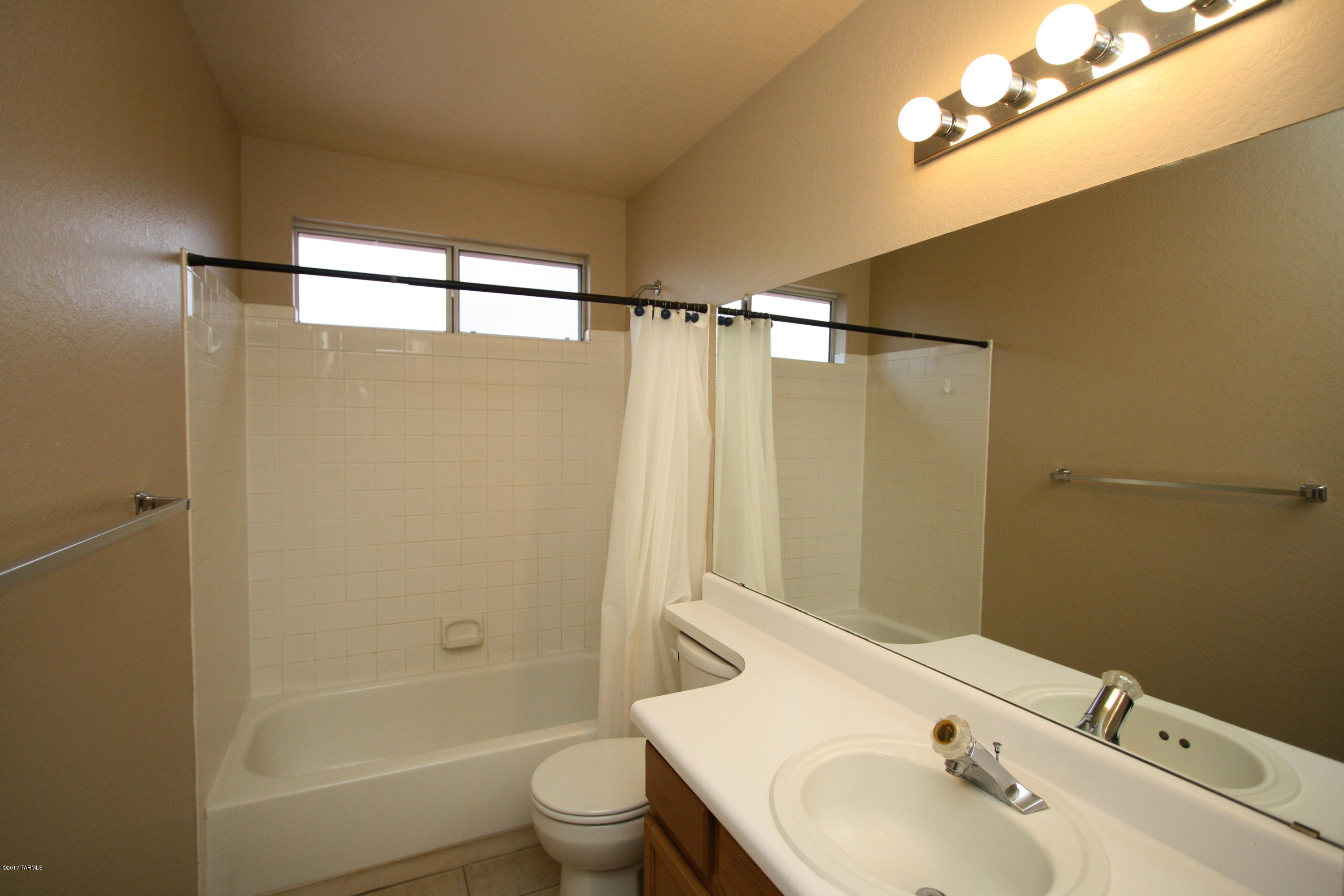 North Ranch (1-187) - Residential Lease