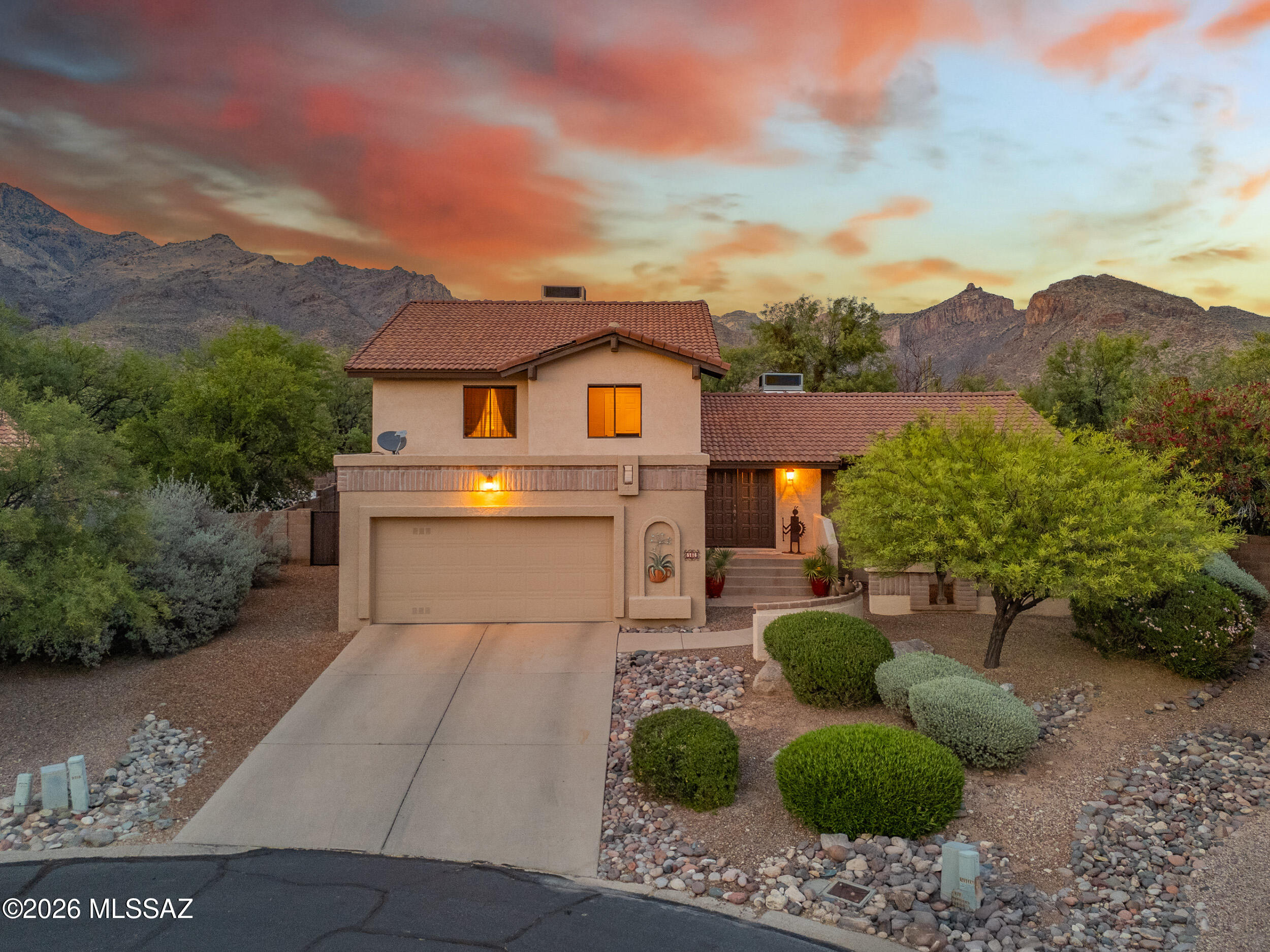 5716 N Via Umbrosa
