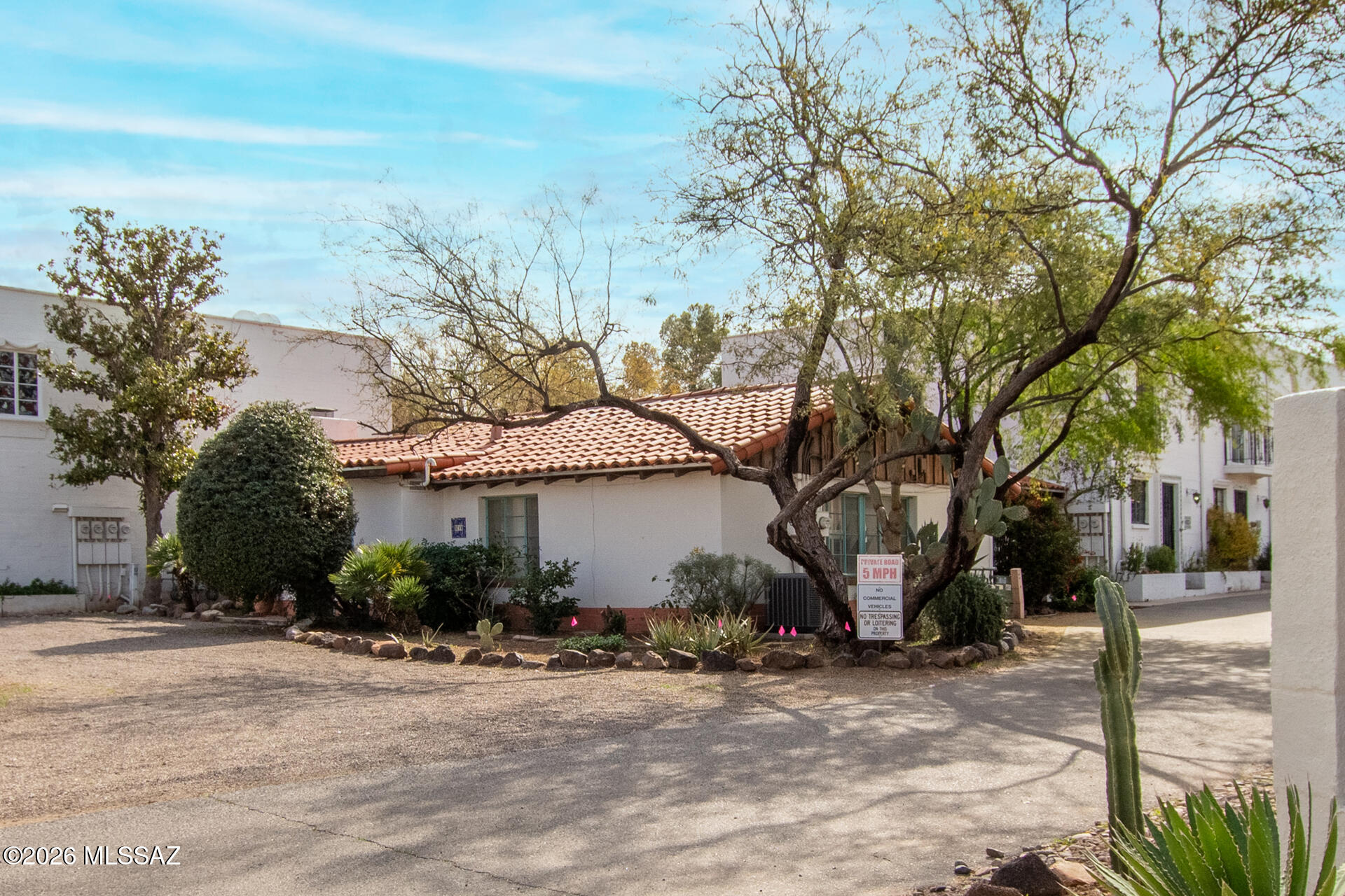 La Plazuela De Las Encantadas (1-19) - Residential
