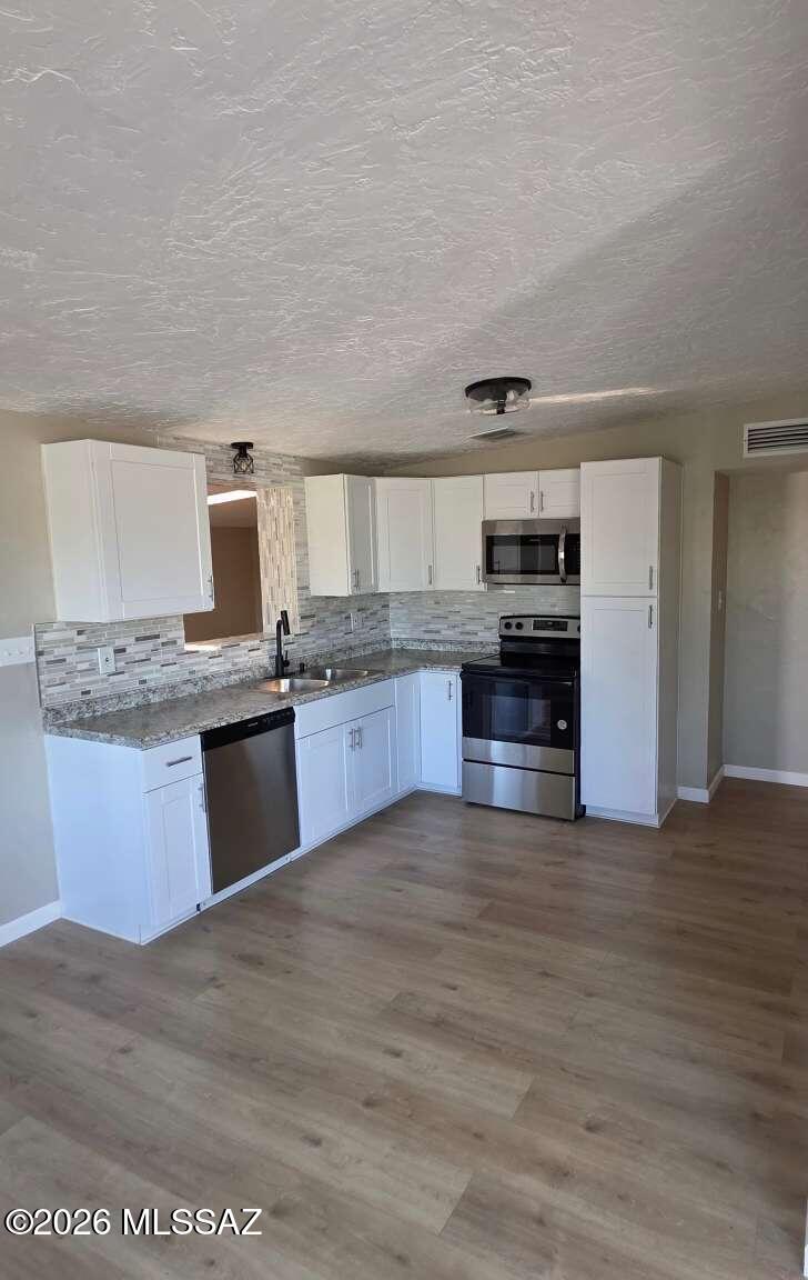 Yale Estates - Residential